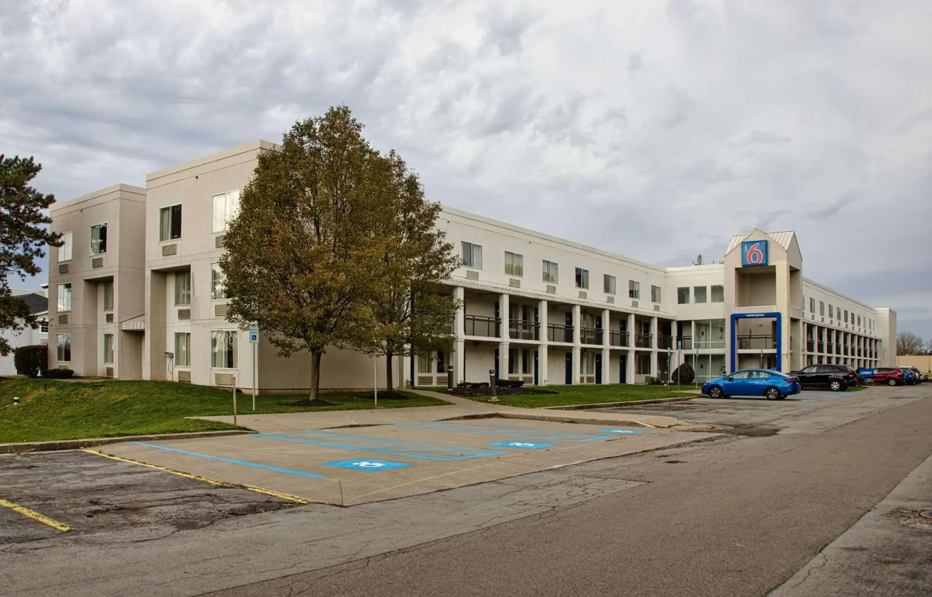 Property Building in Motel 6-Buffalo, NY - Airport - Williamsville