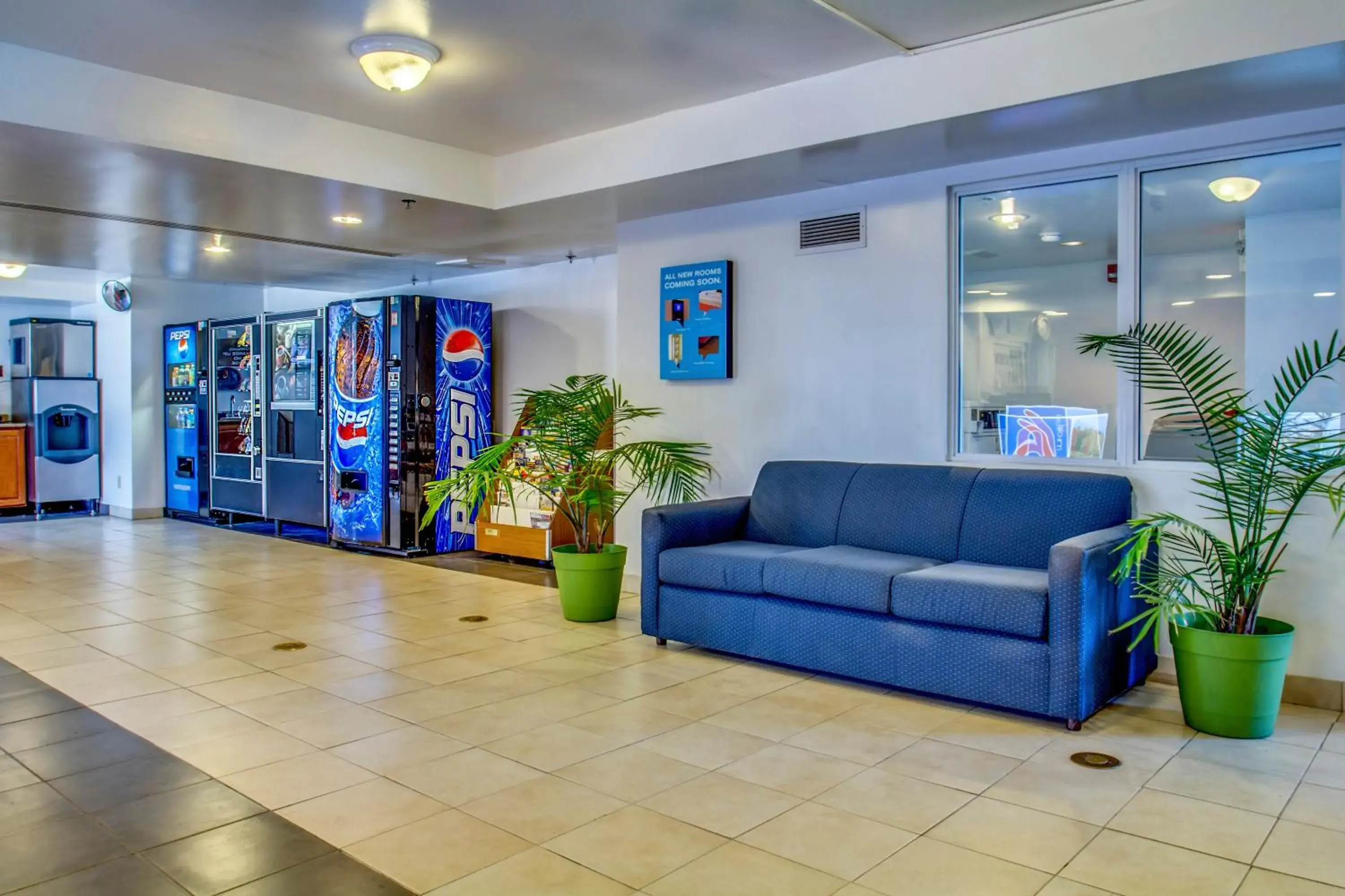 Lobby or reception, Lobby/Reception in Motel 6-Buffalo, NY - Airport - Williamsville