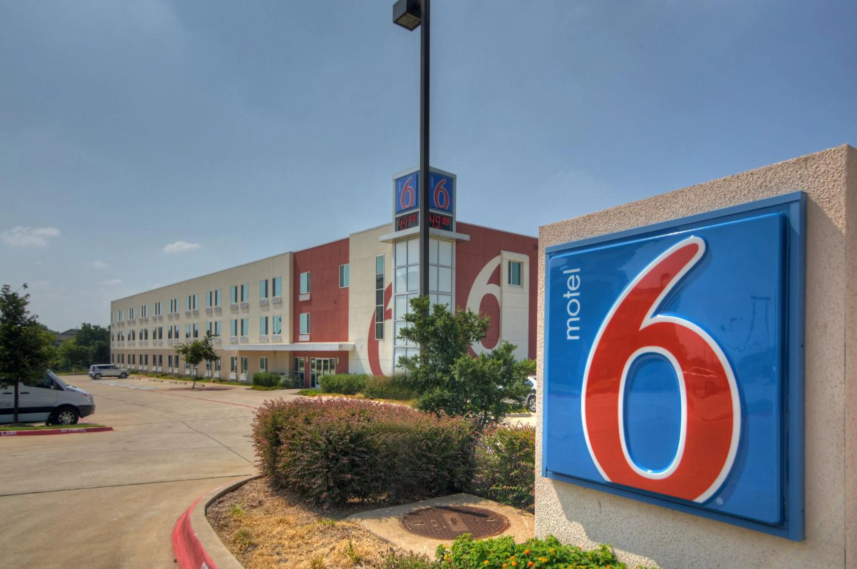Property logo or sign in Motel 6-Roanoke, TX - Northlake - Speedway