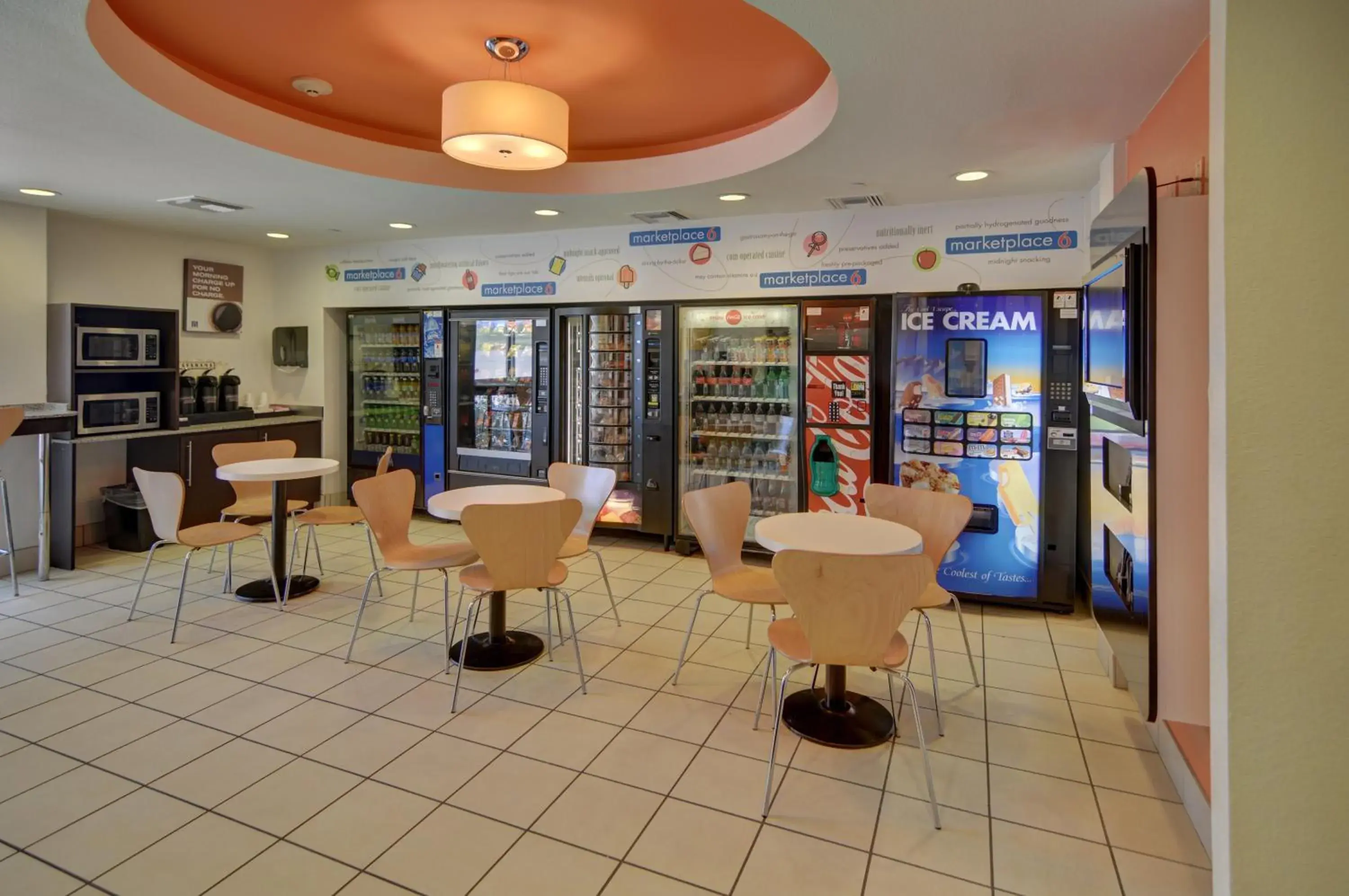 Food and drinks in Motel 6-Roanoke, TX - Northlake - Speedway Food and drinks in Motel 6-Roanoke, TX - Northlake - Speedway