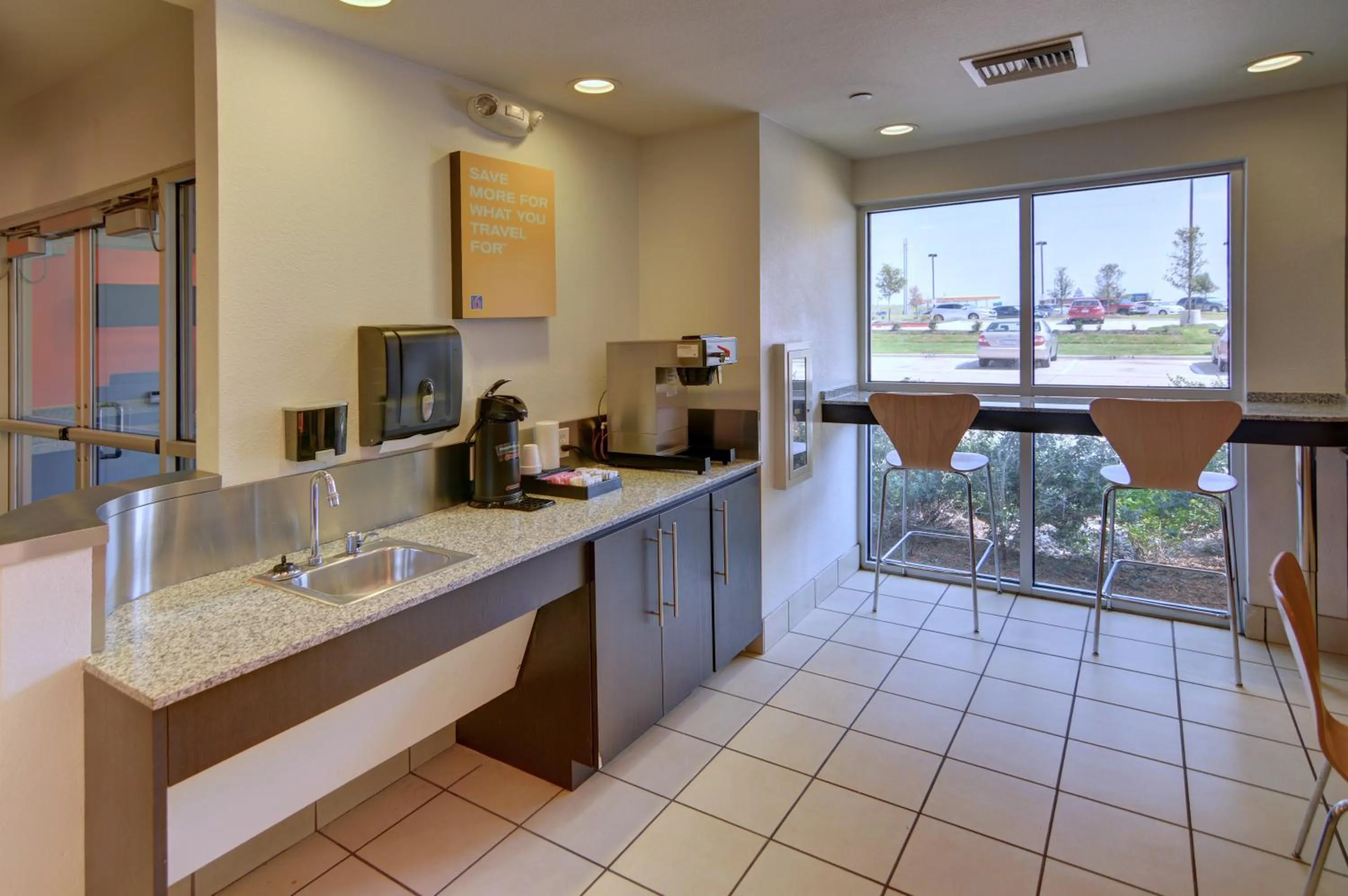 Communal kitchen in Motel 6-Roanoke, TX - Northlake - Speedway