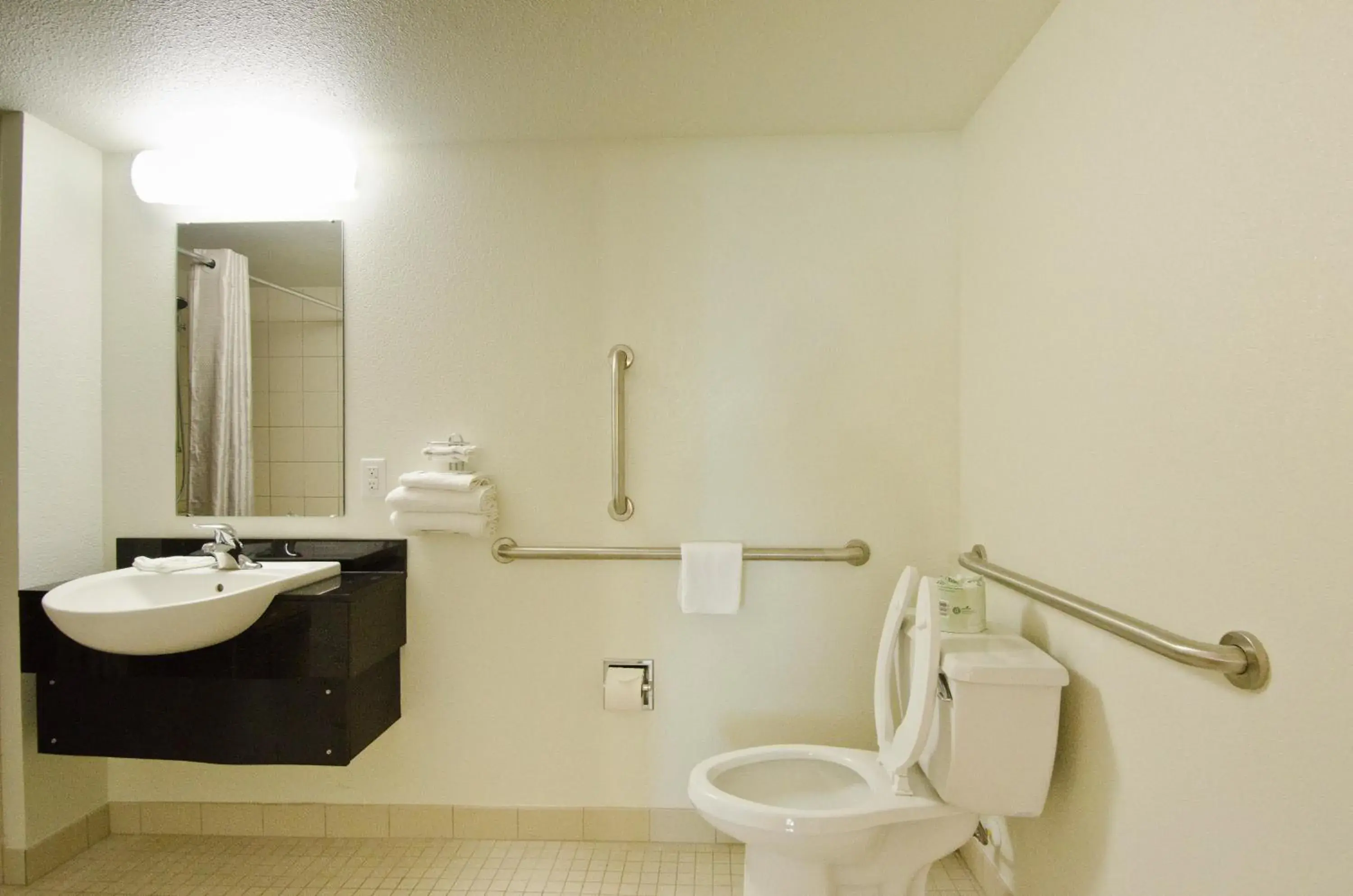 Shower, Bathroom in Motel 6-Frederick, MD - Fort Detrick