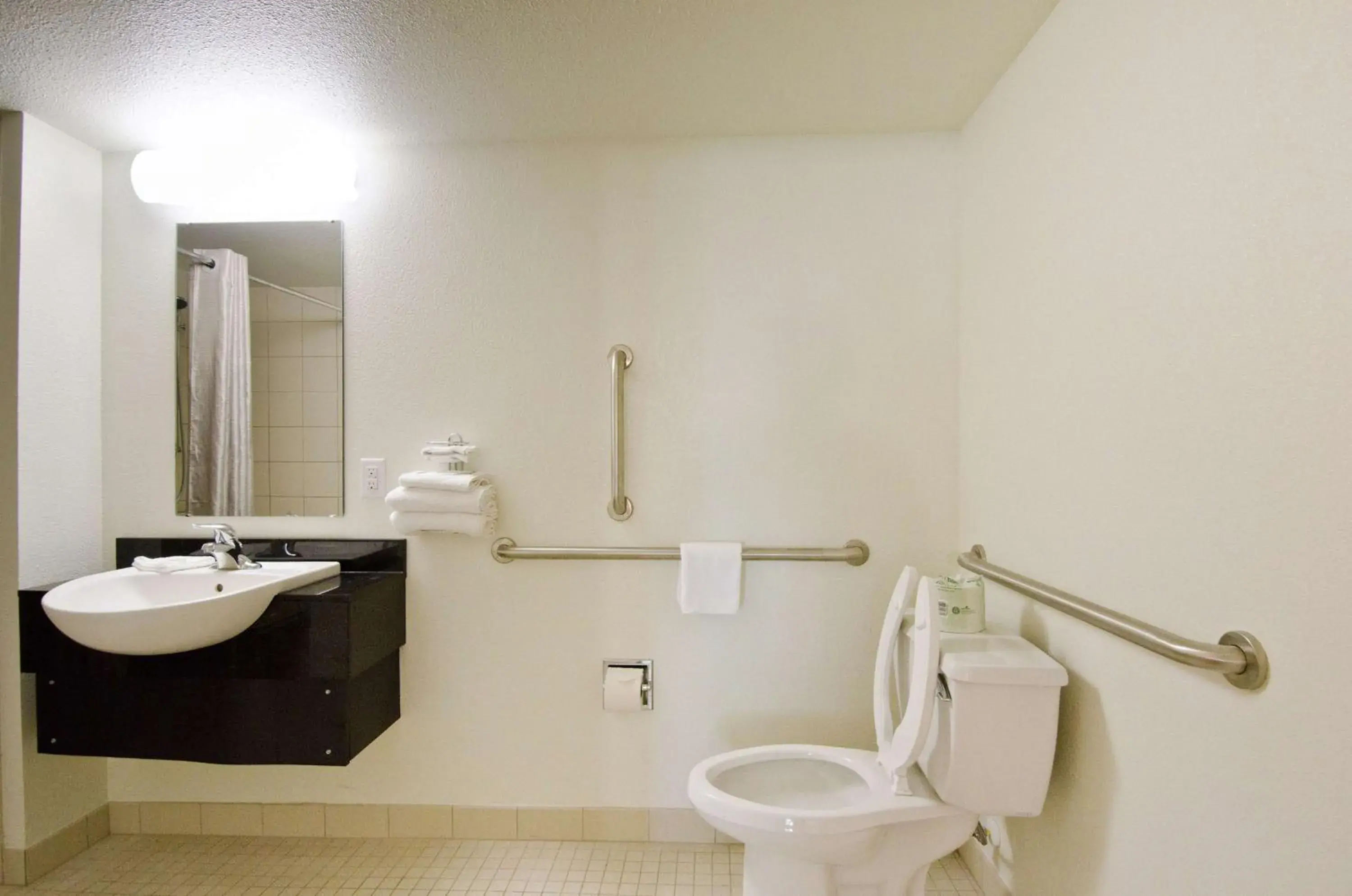 Bathroom in Motel 6-Frederick, MD - Fort Detrick
