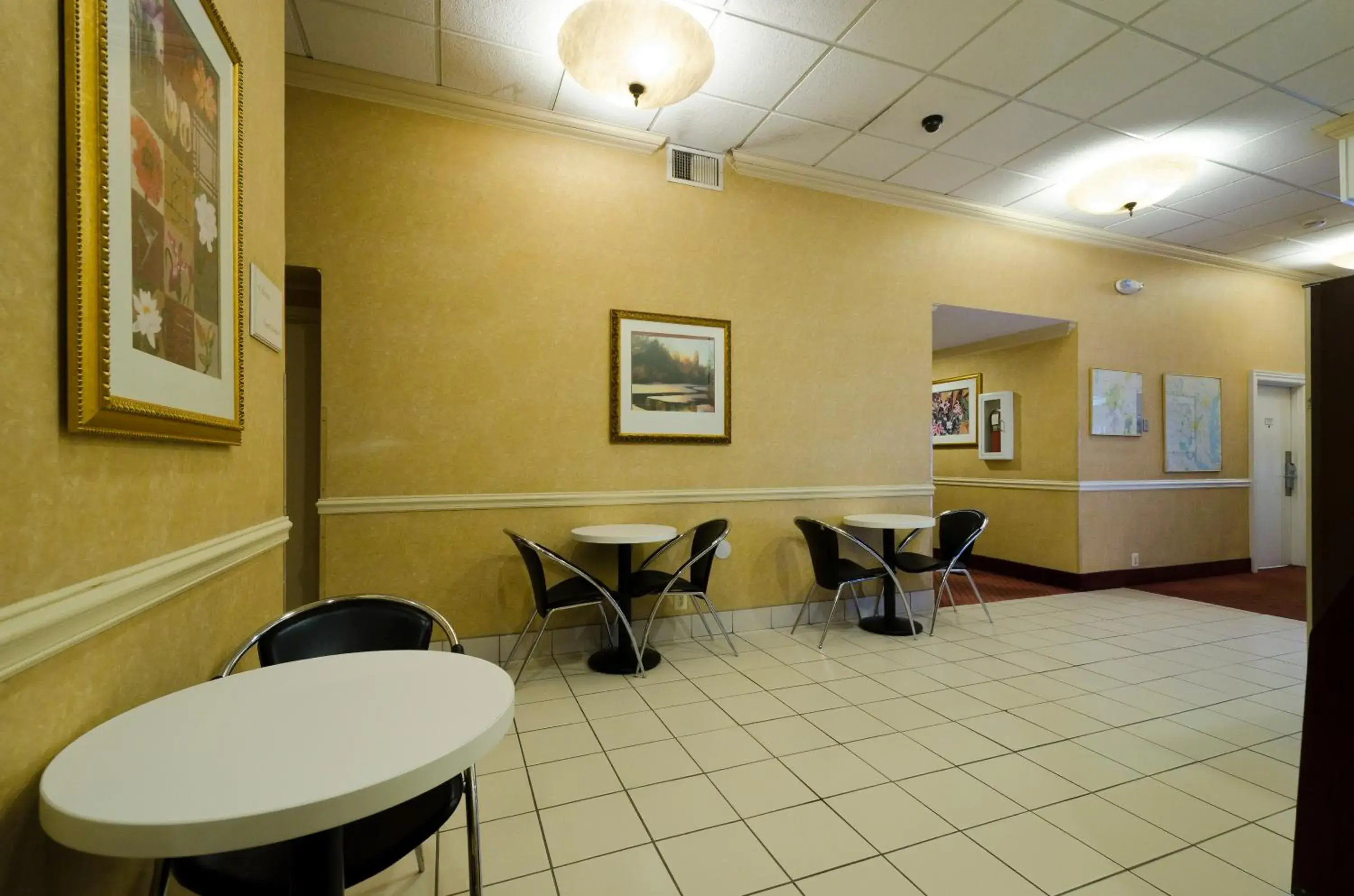 Other, Restaurant/Places to Eat in Motel 6-Frederick, MD - Fort Detrick