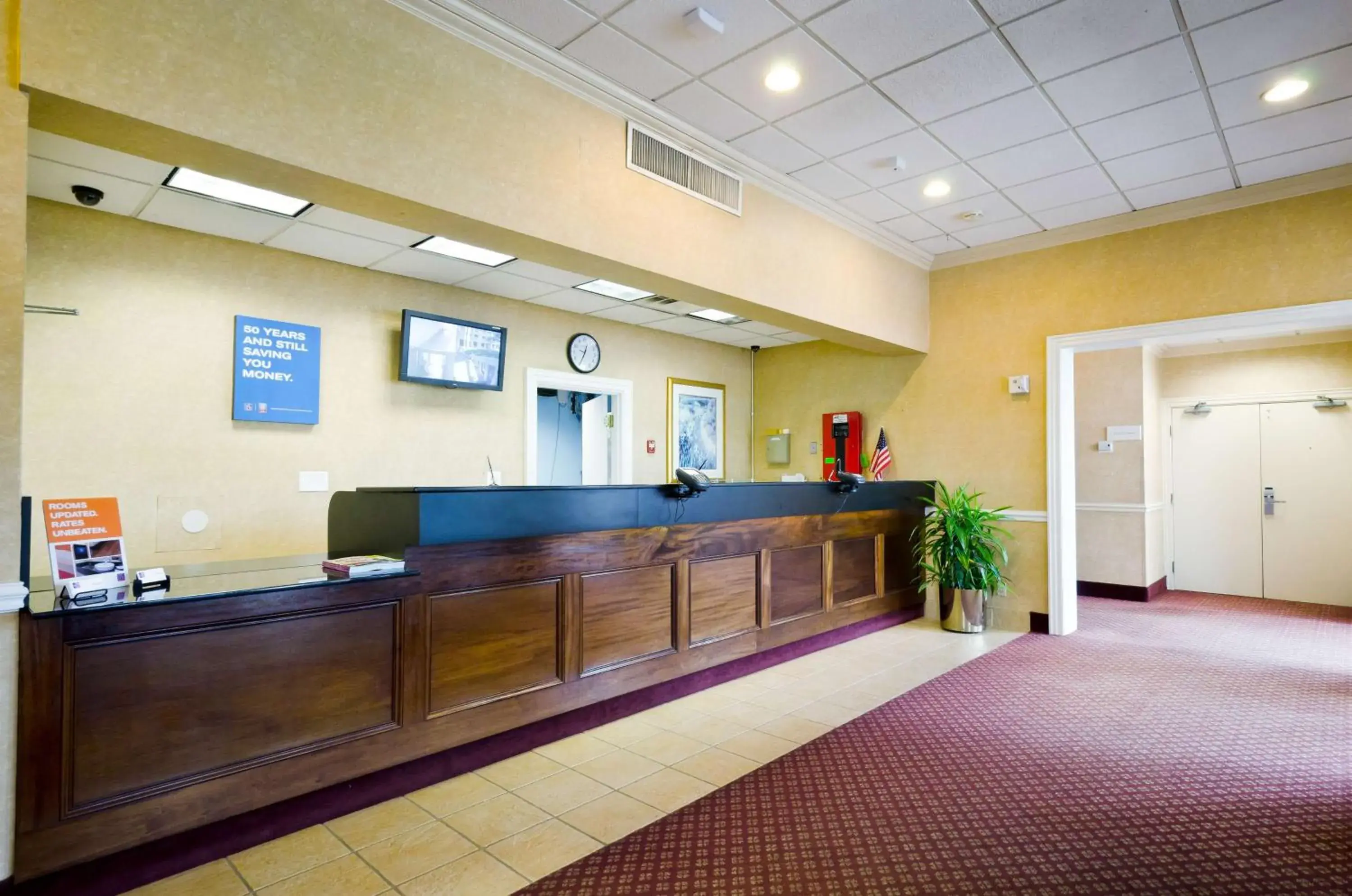 Lobby or reception, Lobby/Reception in Motel 6-Frederick, MD - Fort Detrick