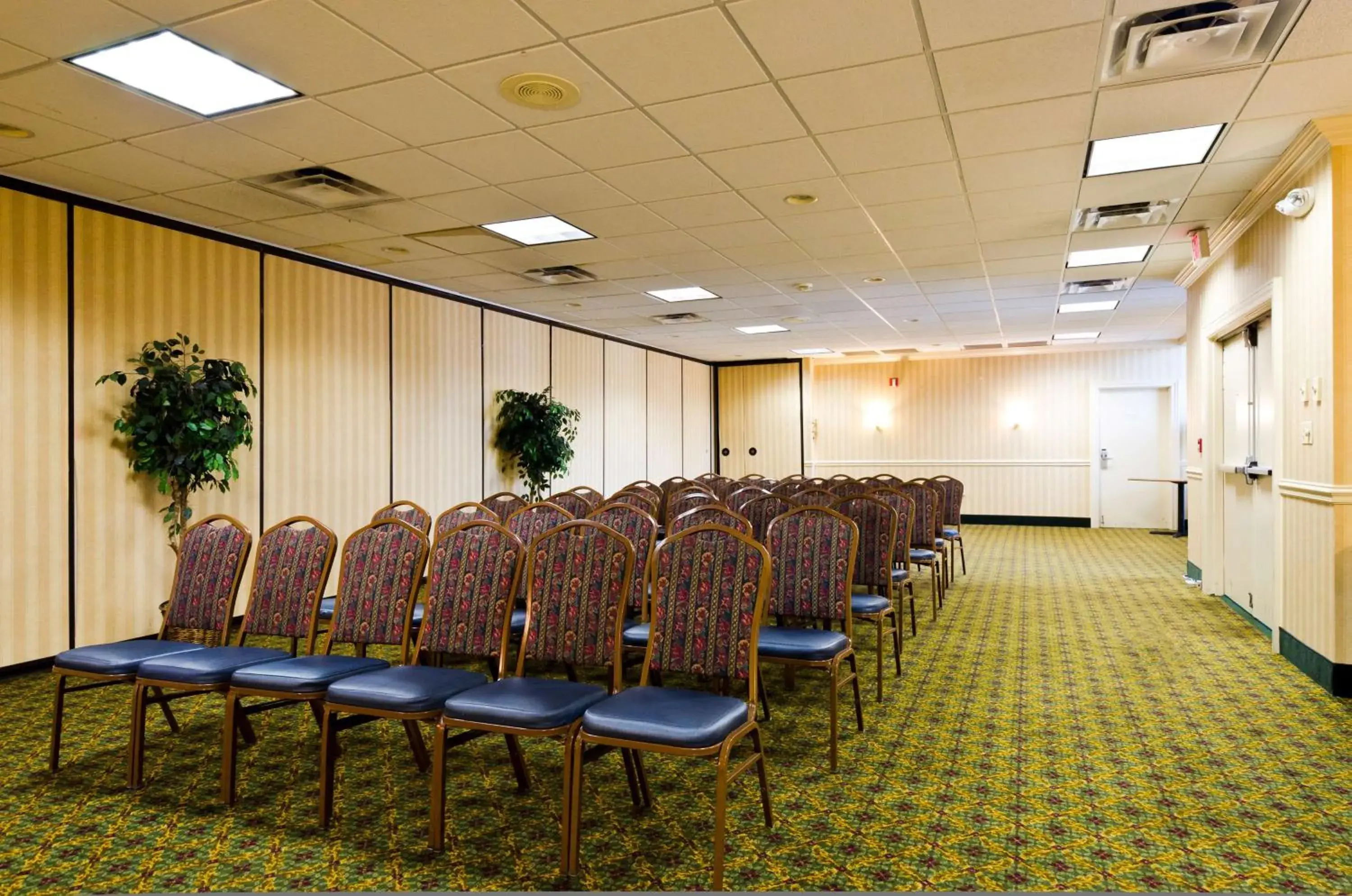 On site, Business Area/Conference Room in Motel 6-Frederick, MD - Fort Detrick