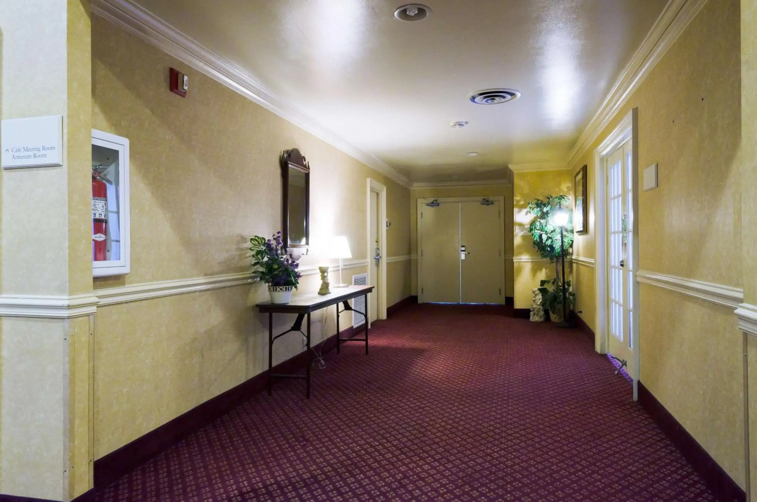 Lobby or reception in Motel 6-Frederick, MD - Fort Detrick