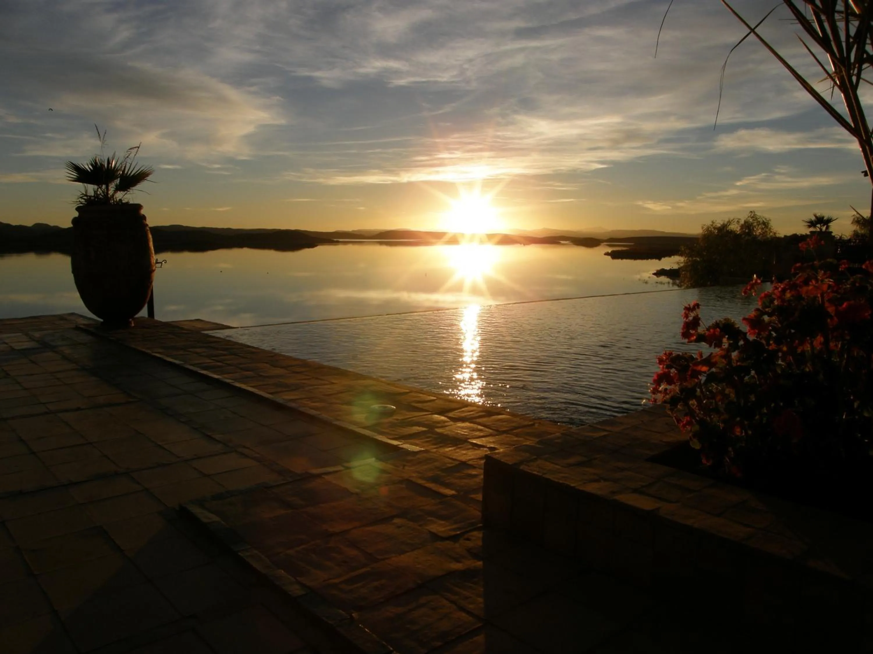 Lake view in Les Tourmalines