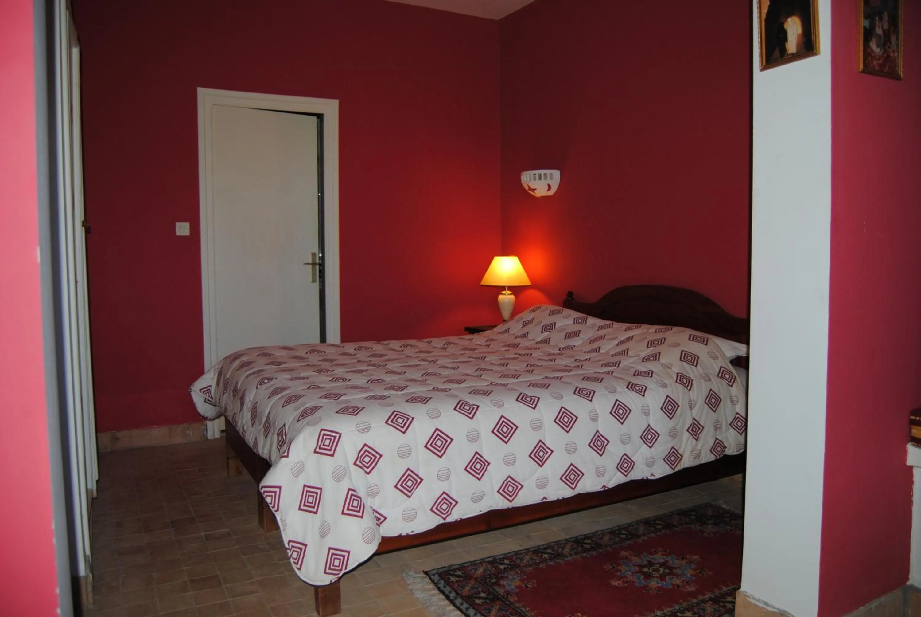 Bed in Les Tourmalines