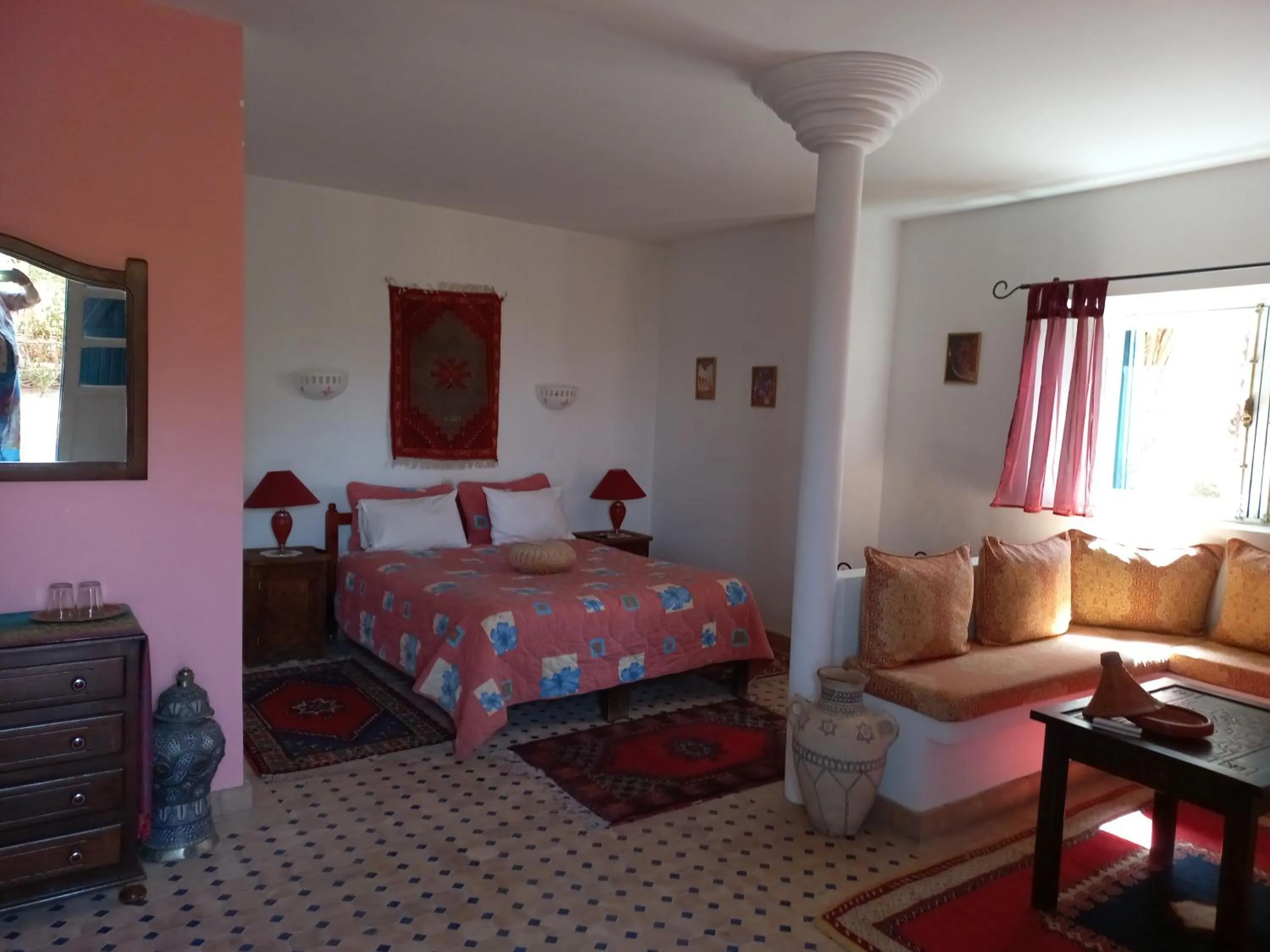Bed in Les Tourmalines