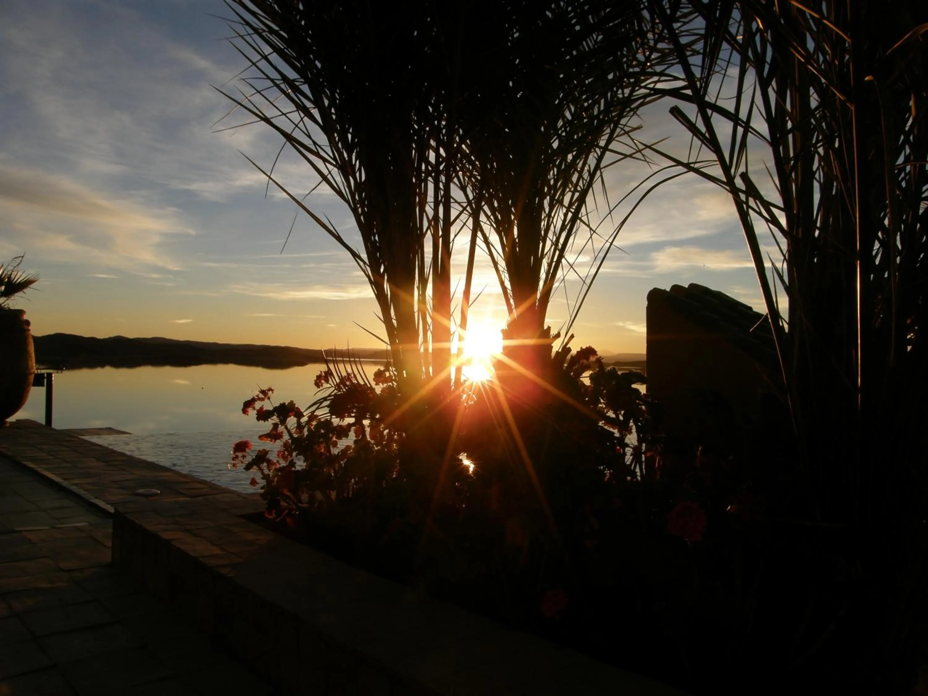 Lake view in Les Tourmalines