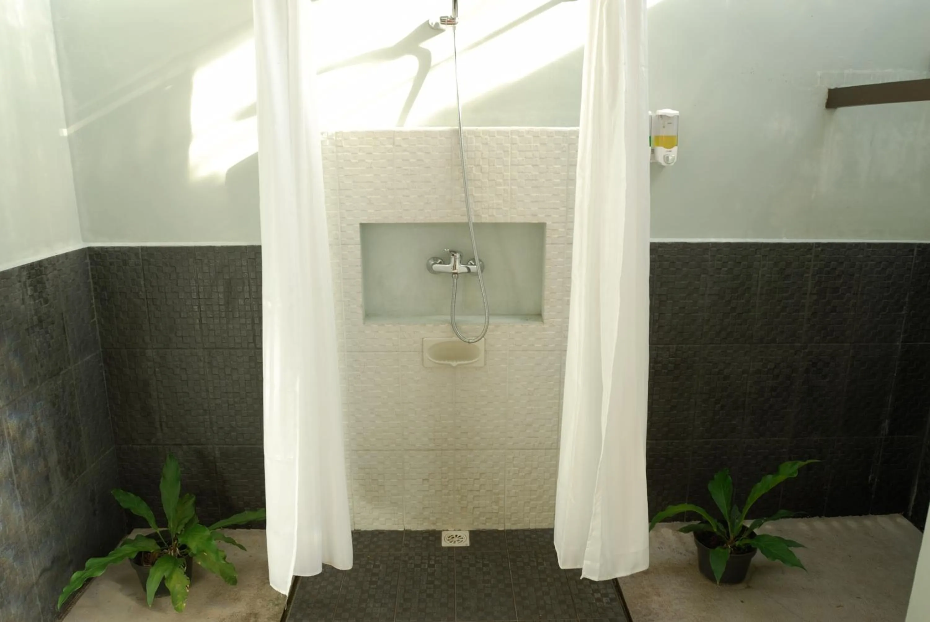 Bathroom in Bastianos Lembeh Dive Resort