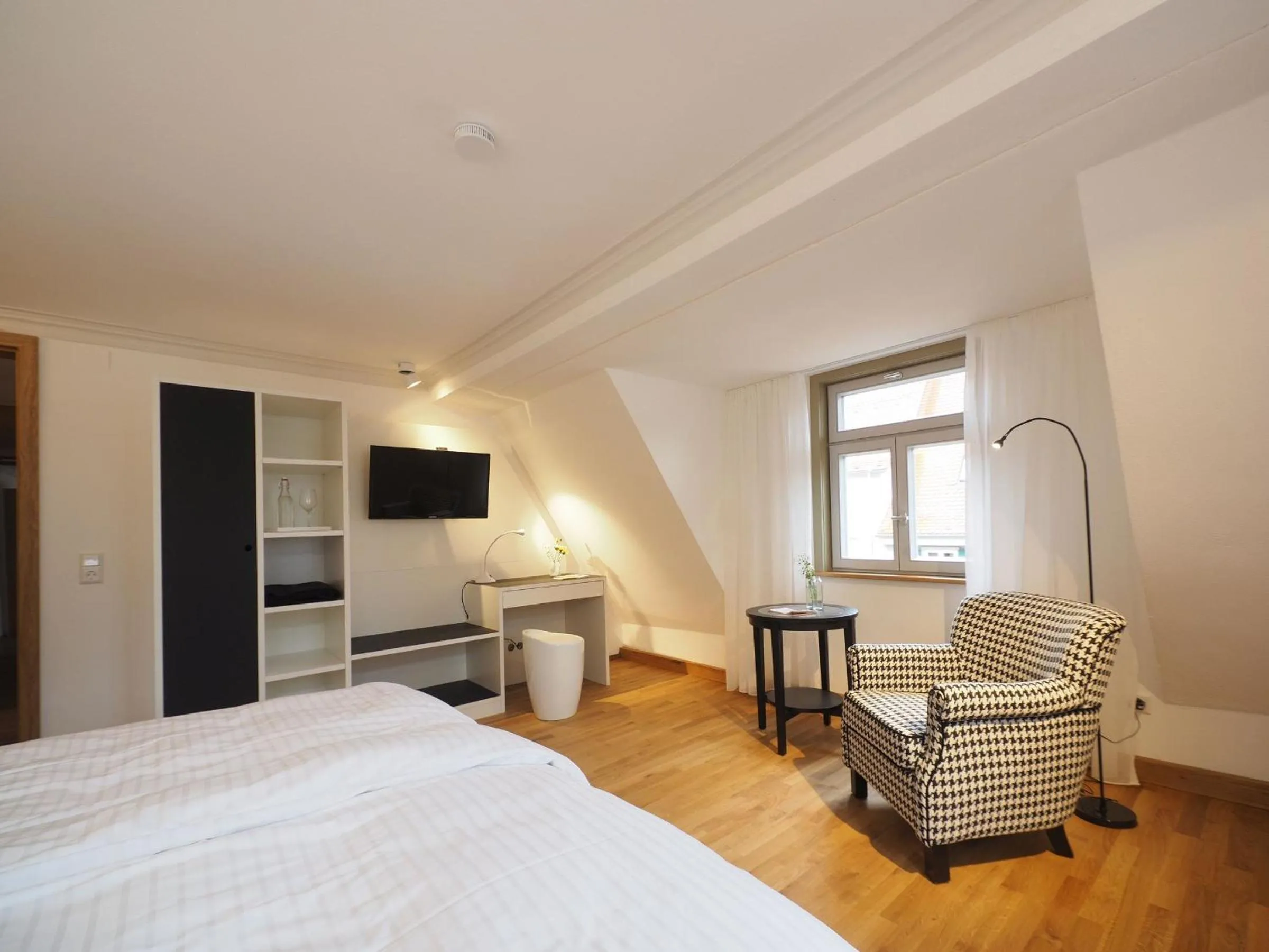 Bedroom, Bed in Gasthaus Schwanen
