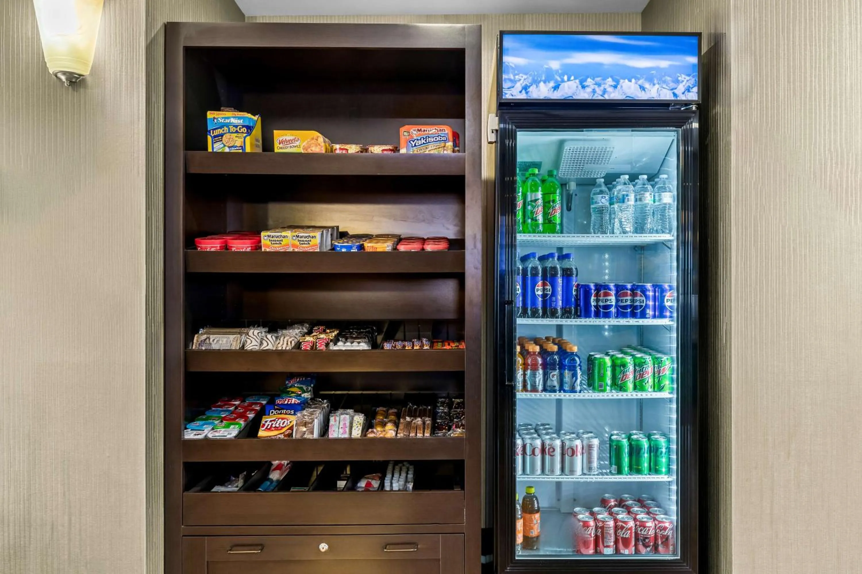 Property building in Best Western Legacy Inn & Suites Beloit/South Beloit