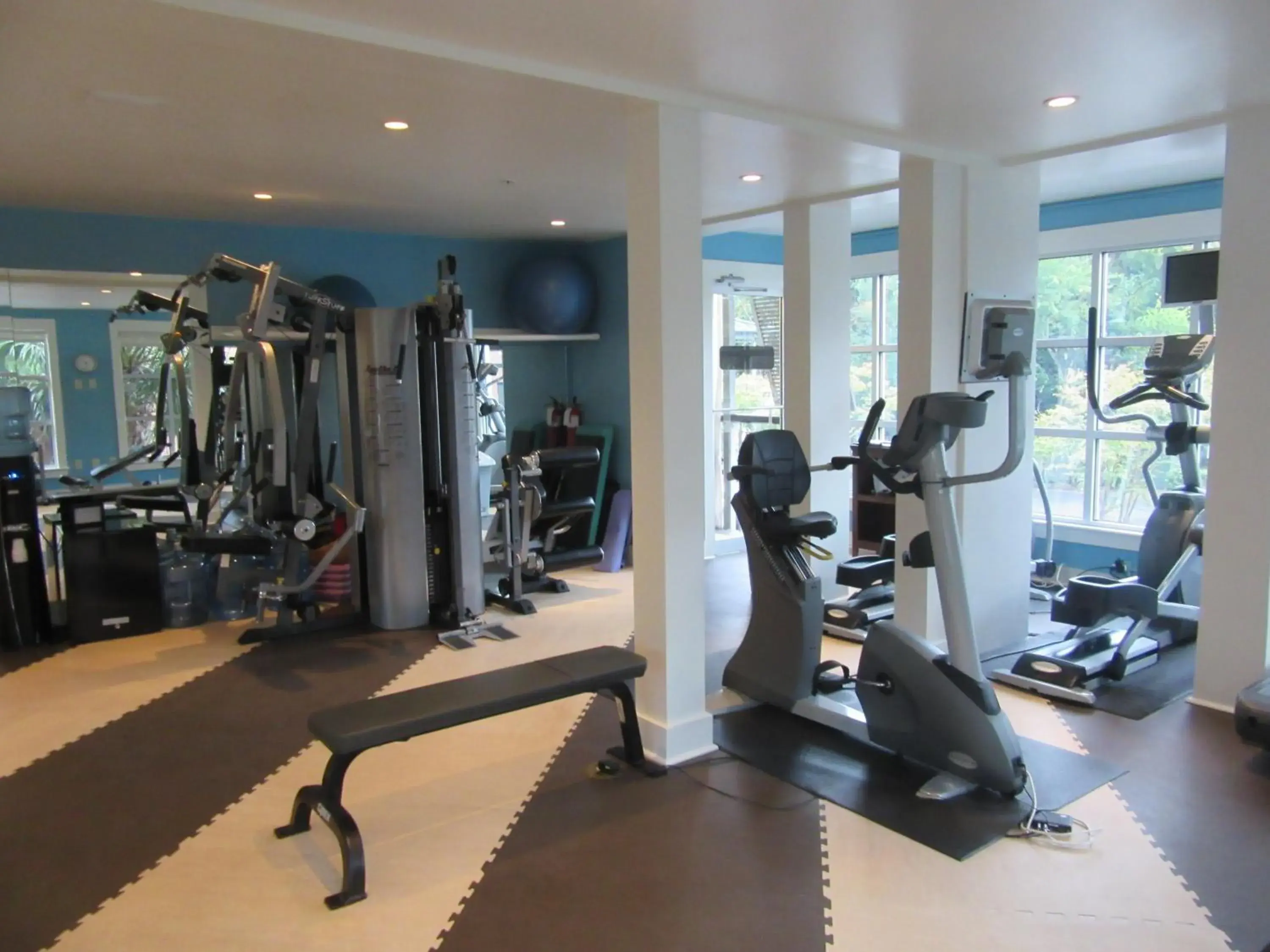 Day, Fitness Center/Facilities in City Loft Hotel