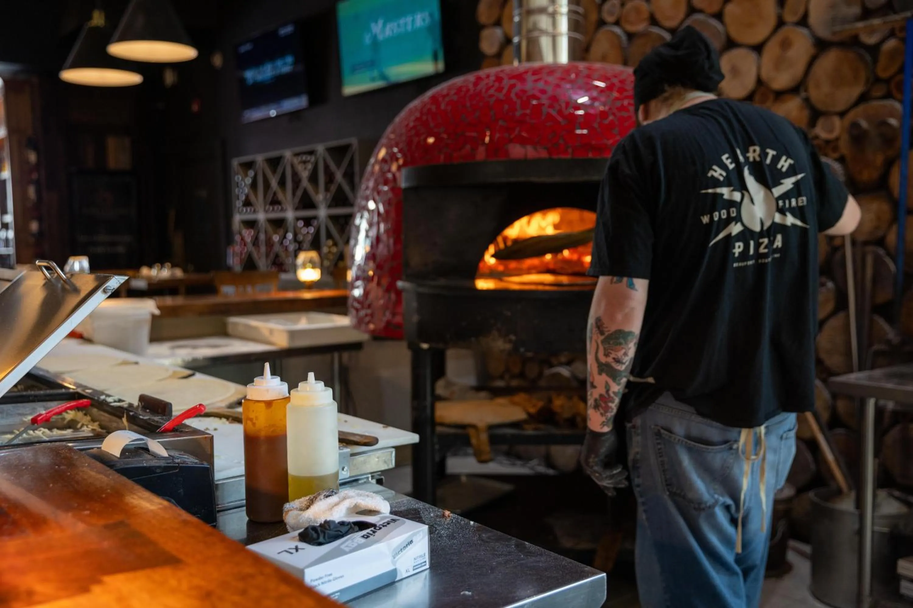 Restaurant/places to eat in City Loft Hotel