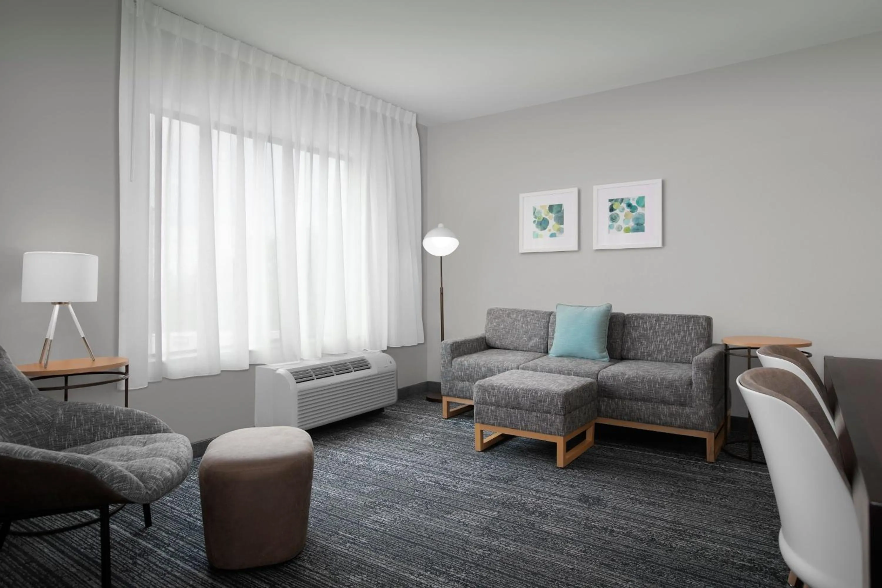 Living room in TownePlace Suites Bridgeport Clarksburg