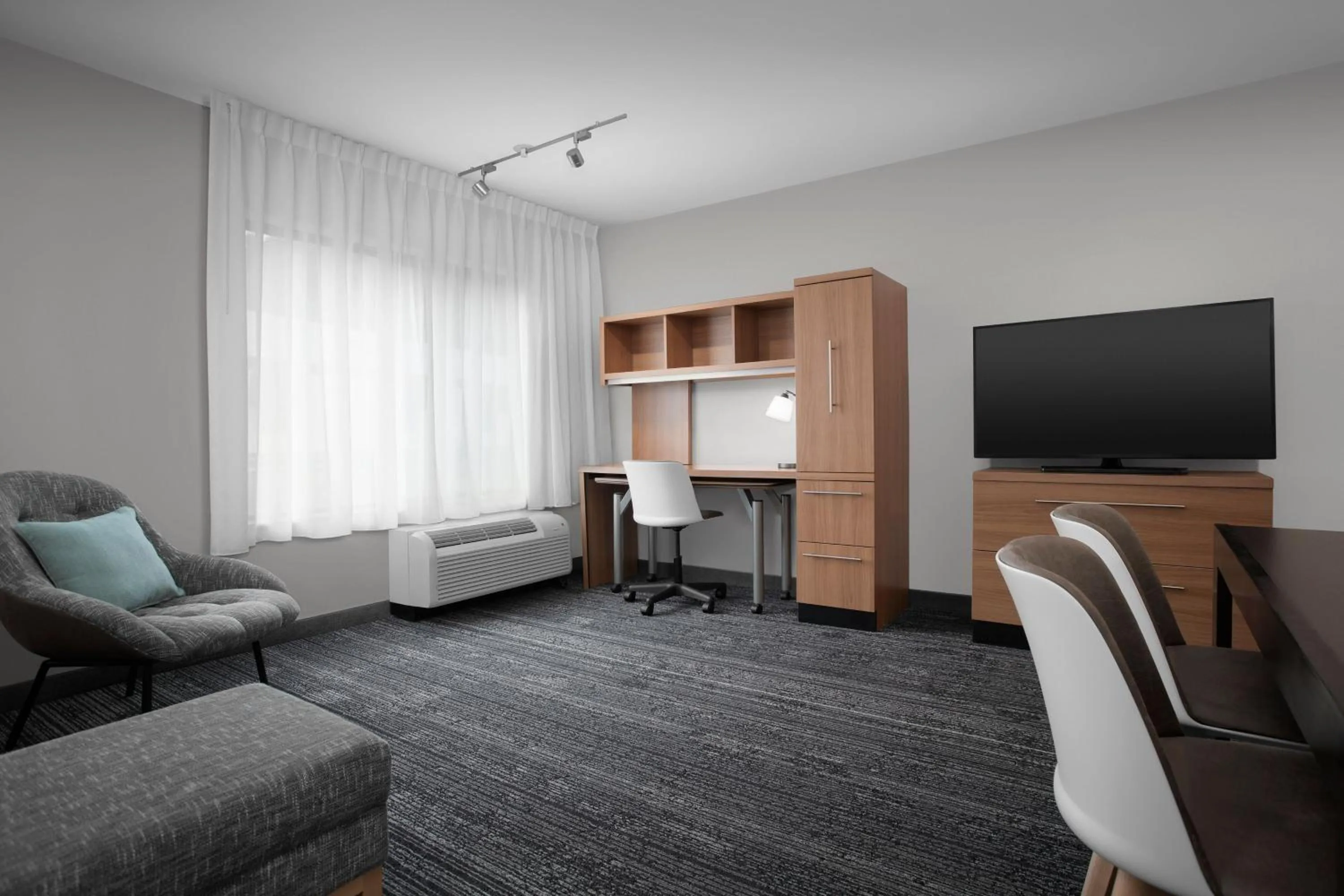 Living room in TownePlace Suites Bridgeport Clarksburg