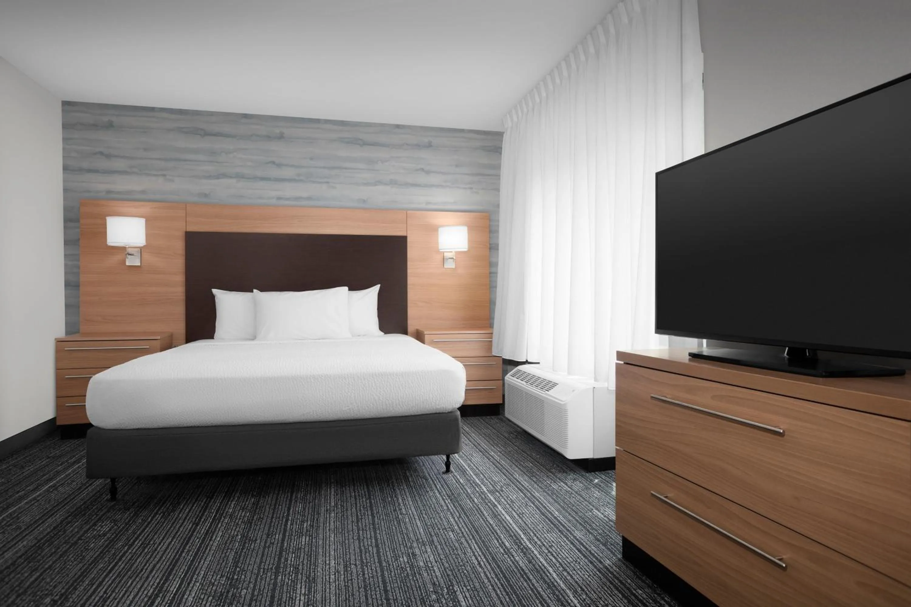 Bedroom, Bed in TownePlace Suites Bridgeport Clarksburg