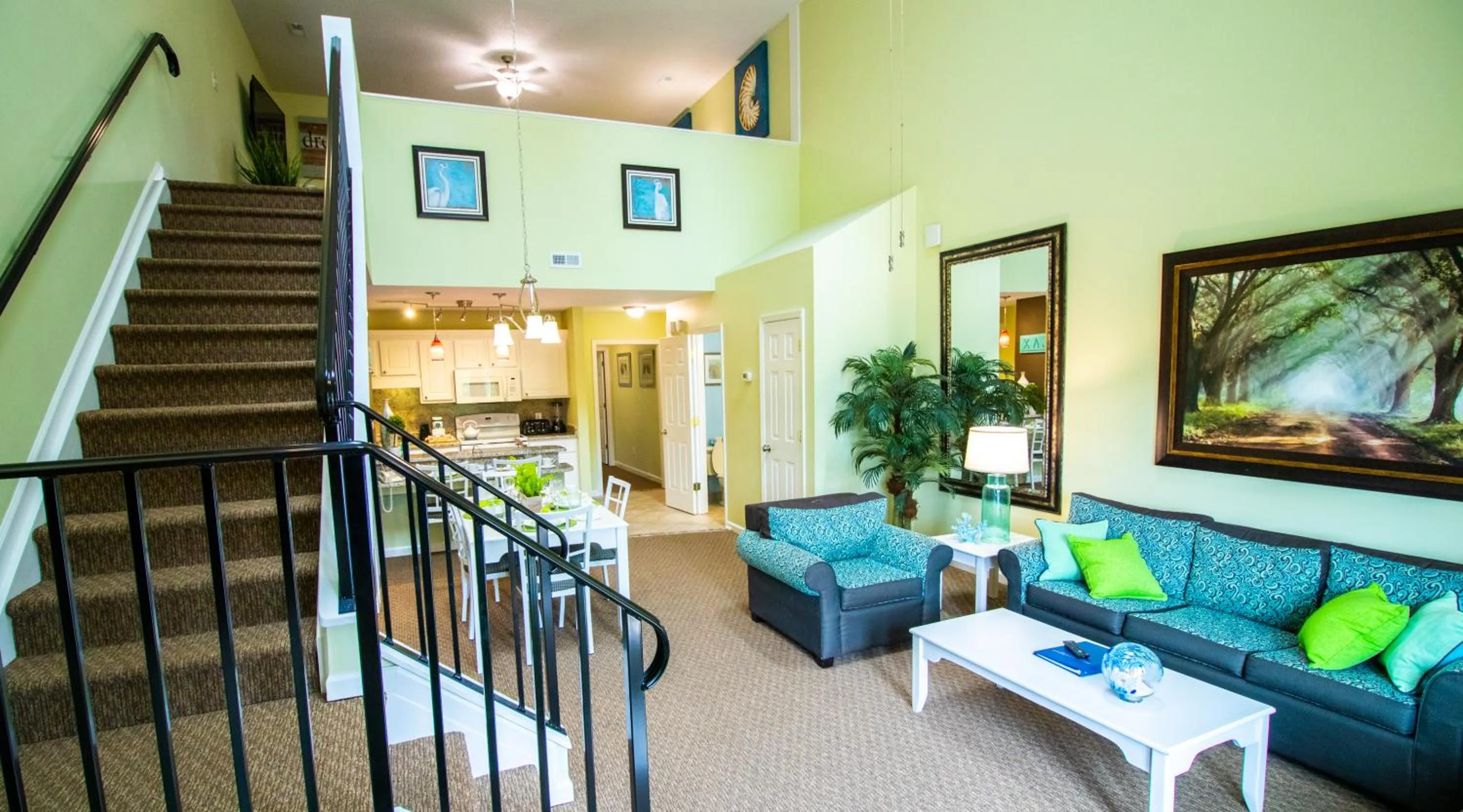 Living room in Grand Palms Resort