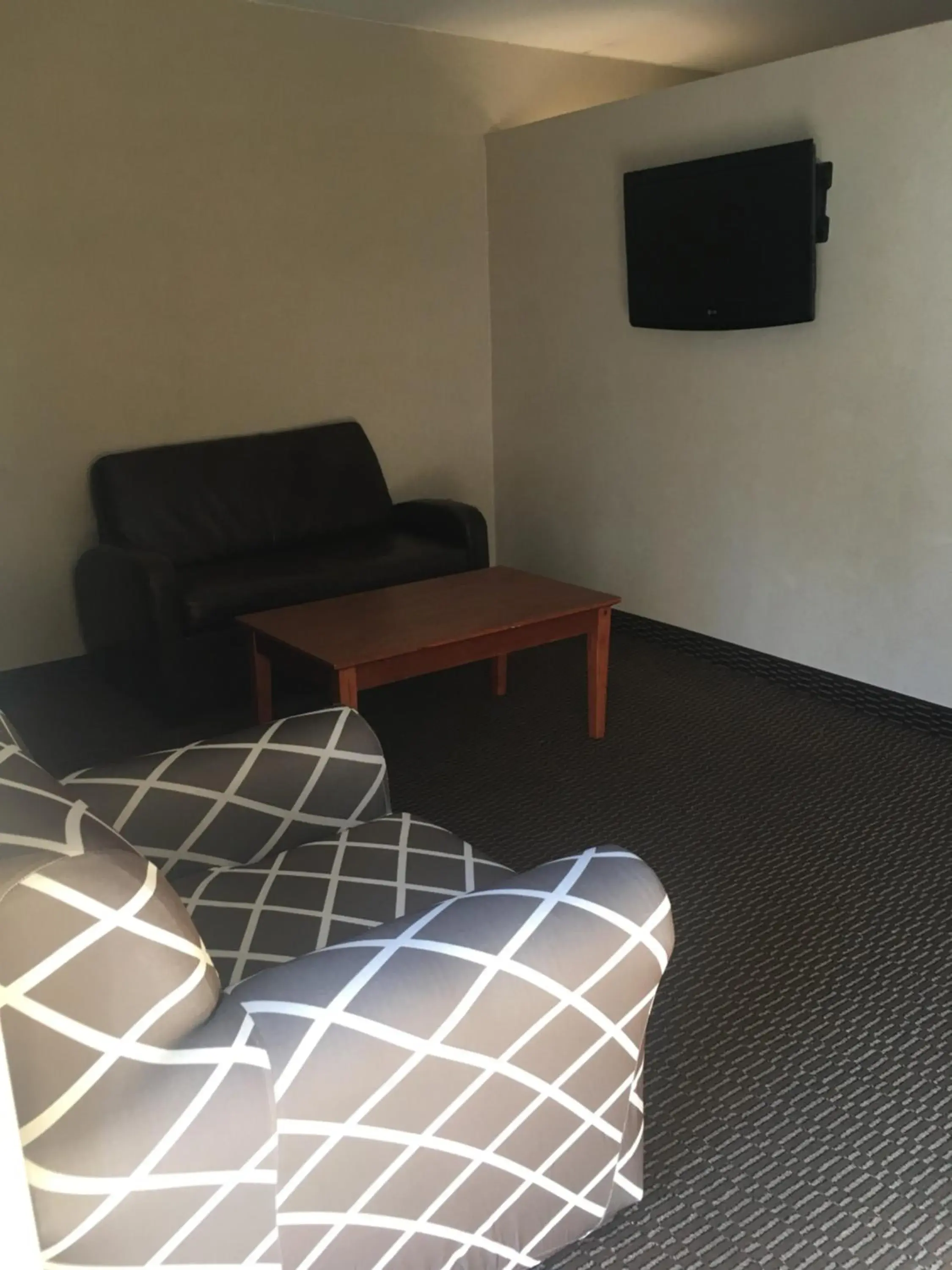 King Studio Suite - Non-Smoking in Ramada by Wyndham Rockville Centre King Studio Suite - Non-Smoking in Ramada by Wyndham Rockville Centre