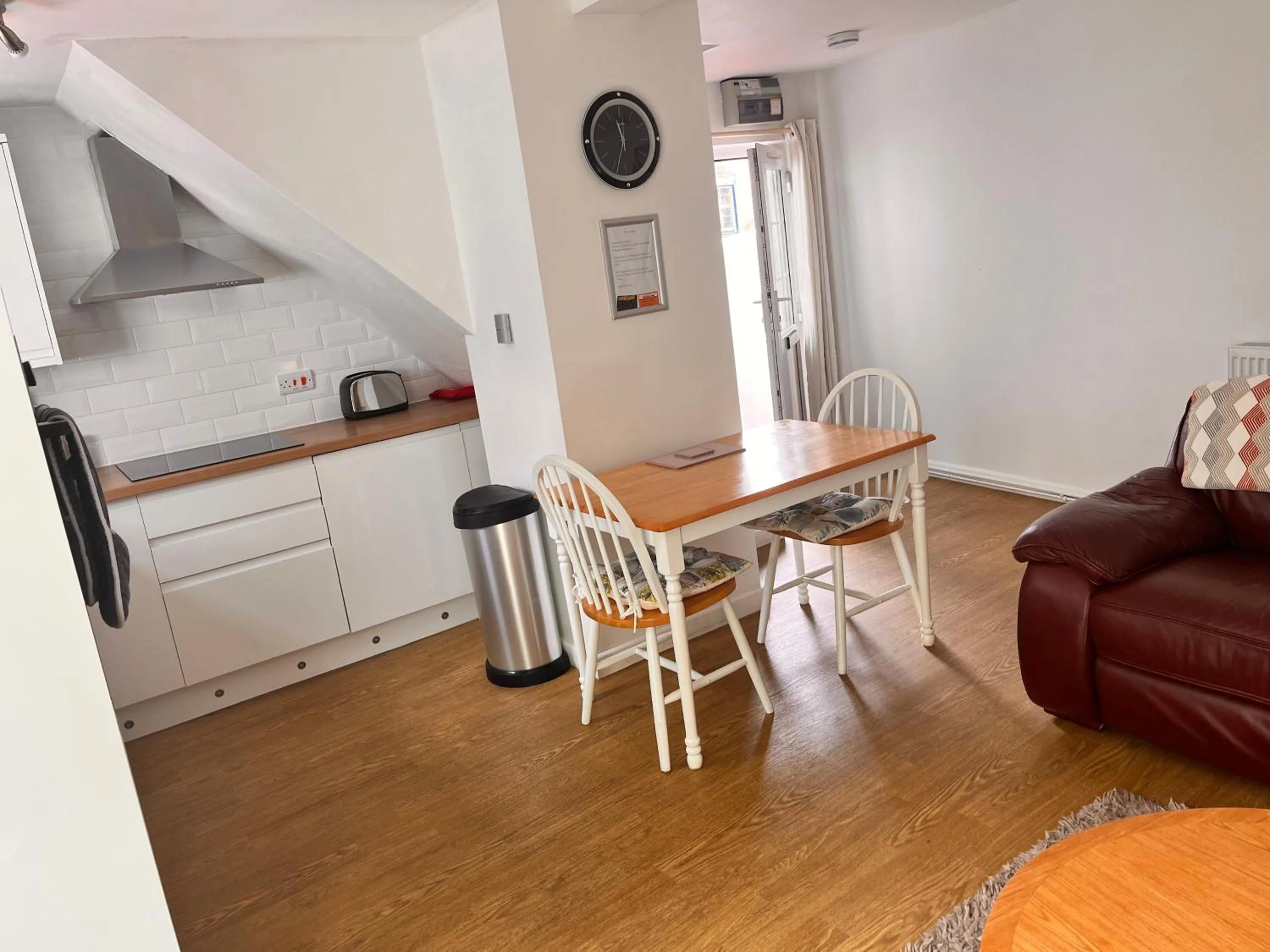Kitchen or kitchenette in The Cottage