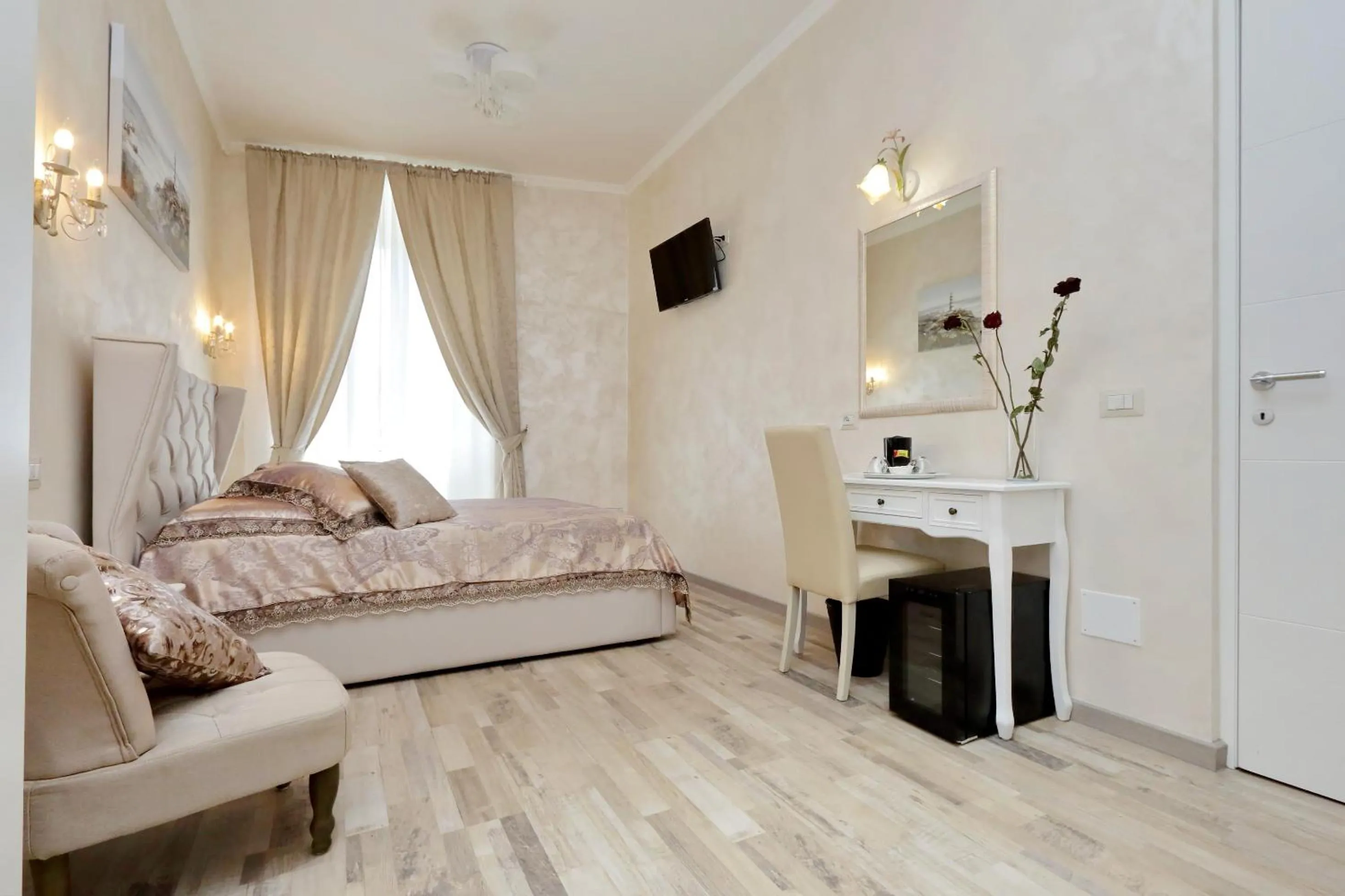 Bedroom, Bed in Just Chilling Suite