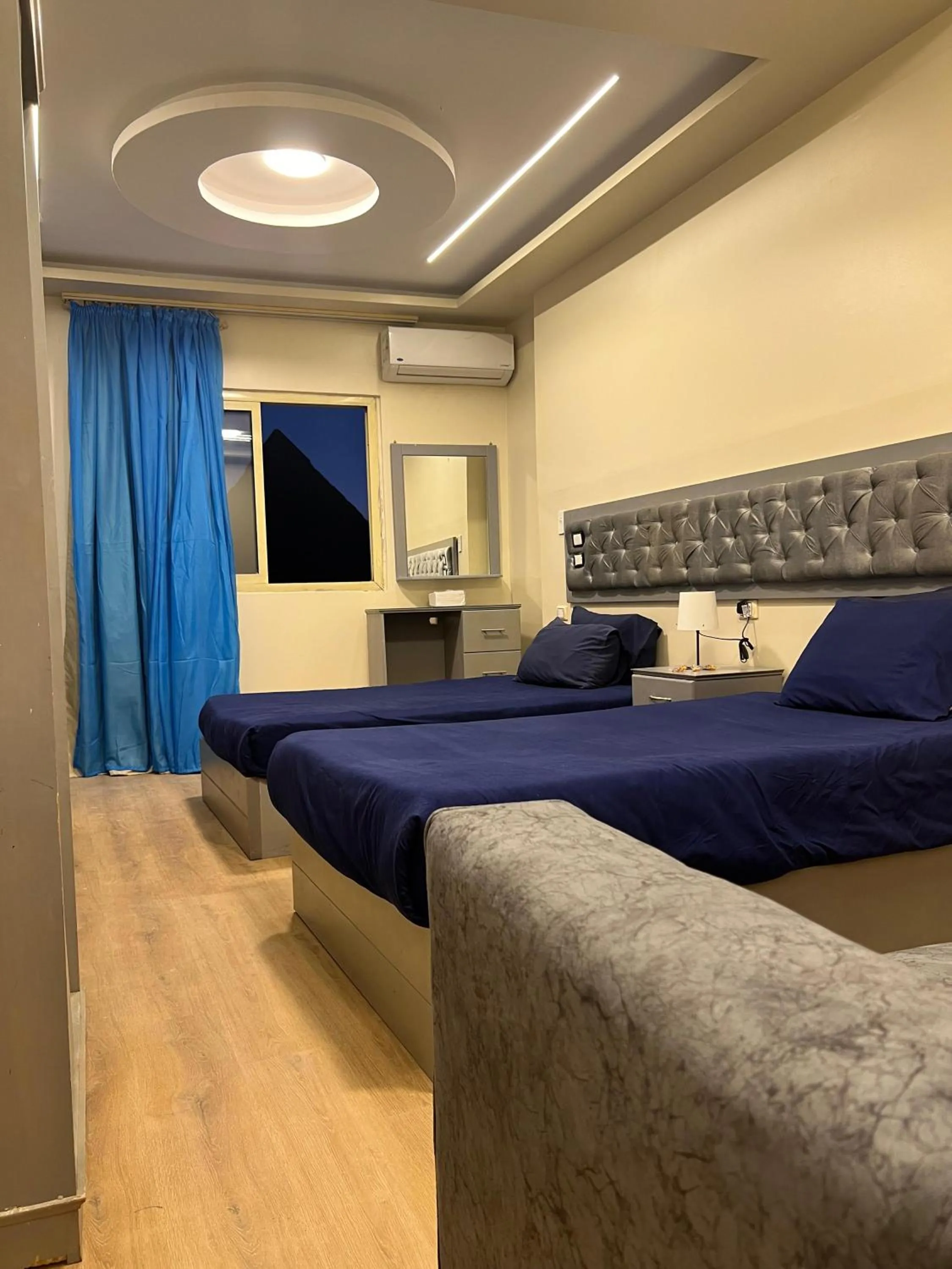 Seating area in Pyramids View Inn Bed & Breakfast