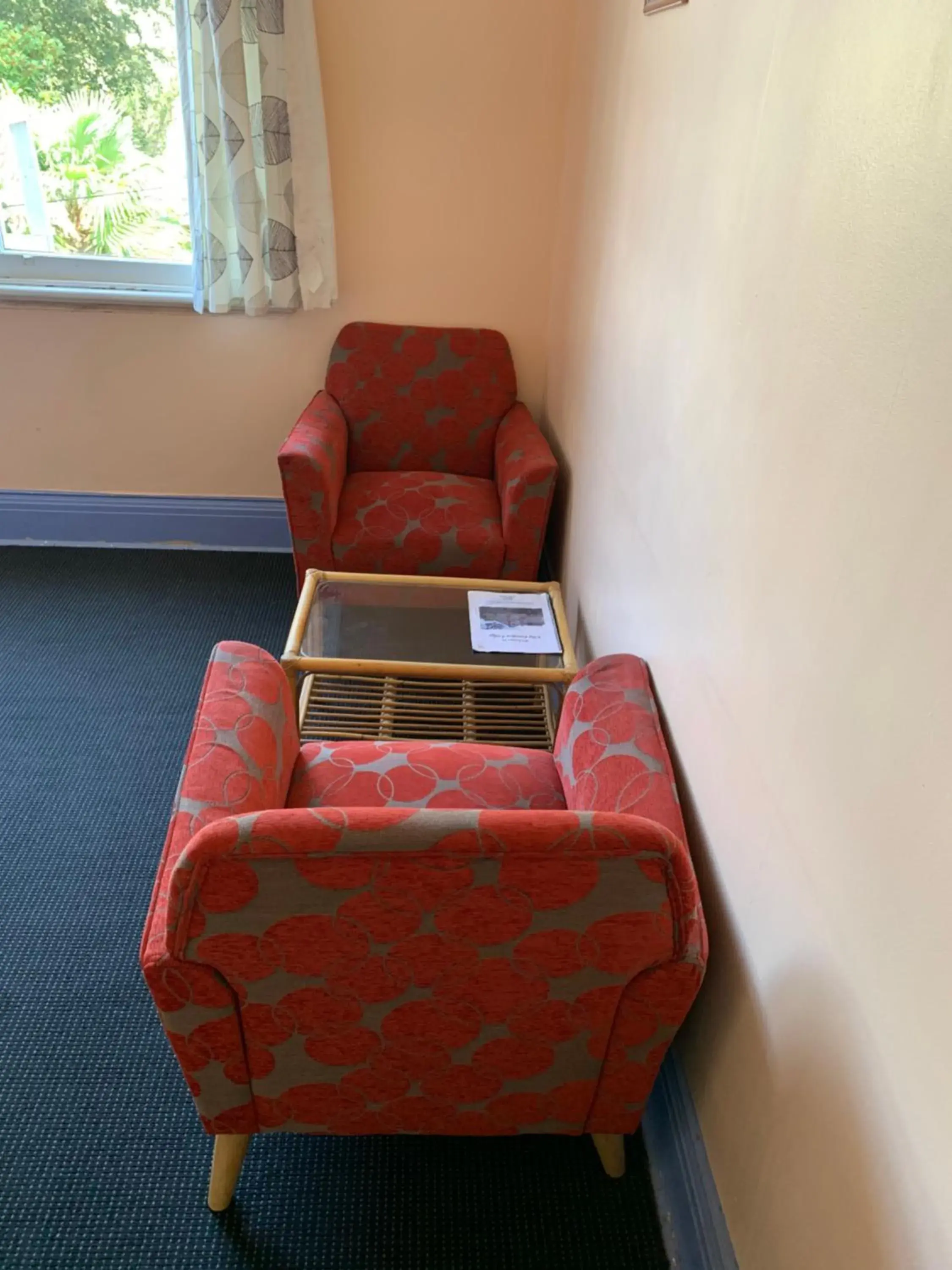 Other, Seating Area in City Garden Lodge