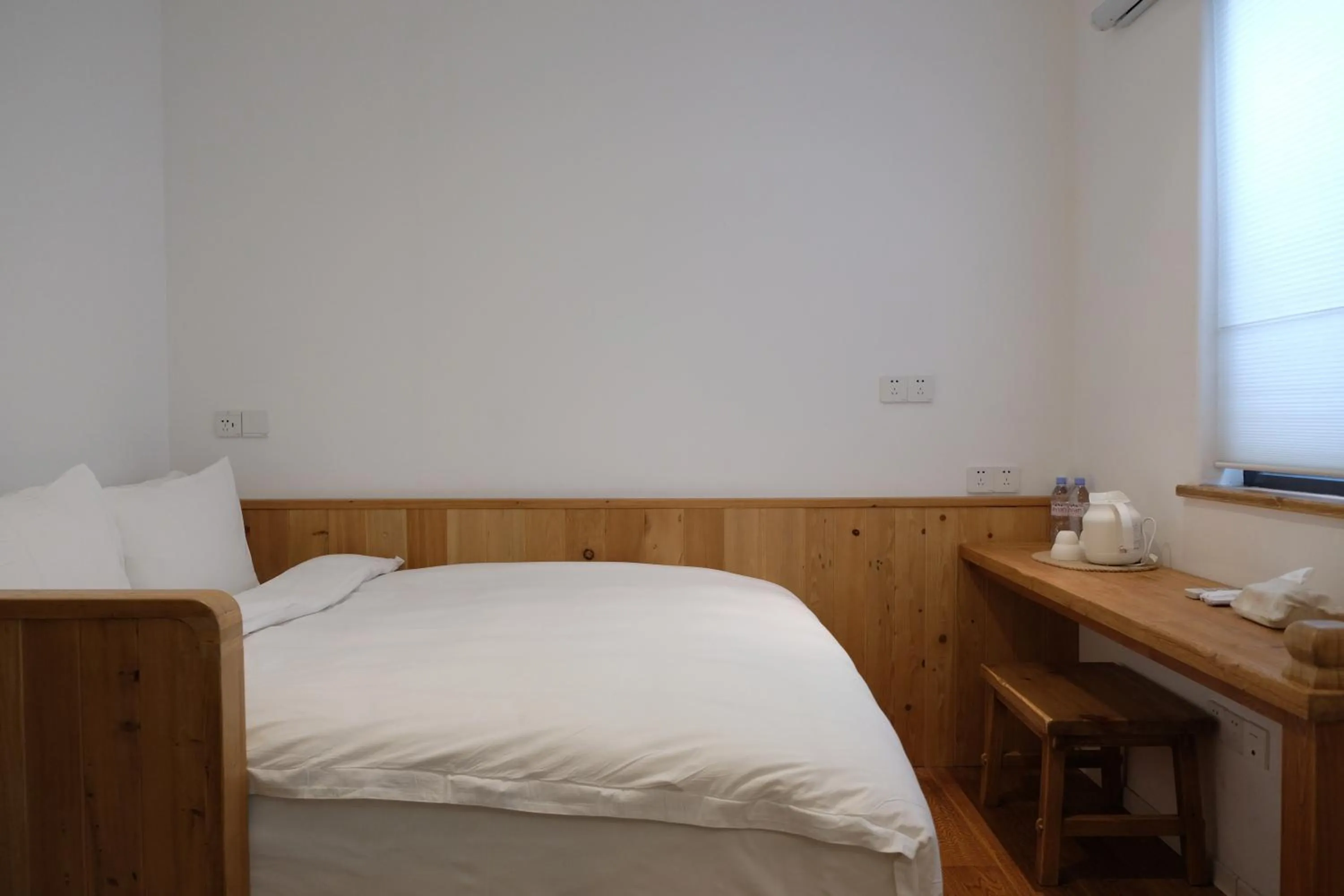 Photo of the whole room, Bed in Hantang Inn Hostel Xi'an