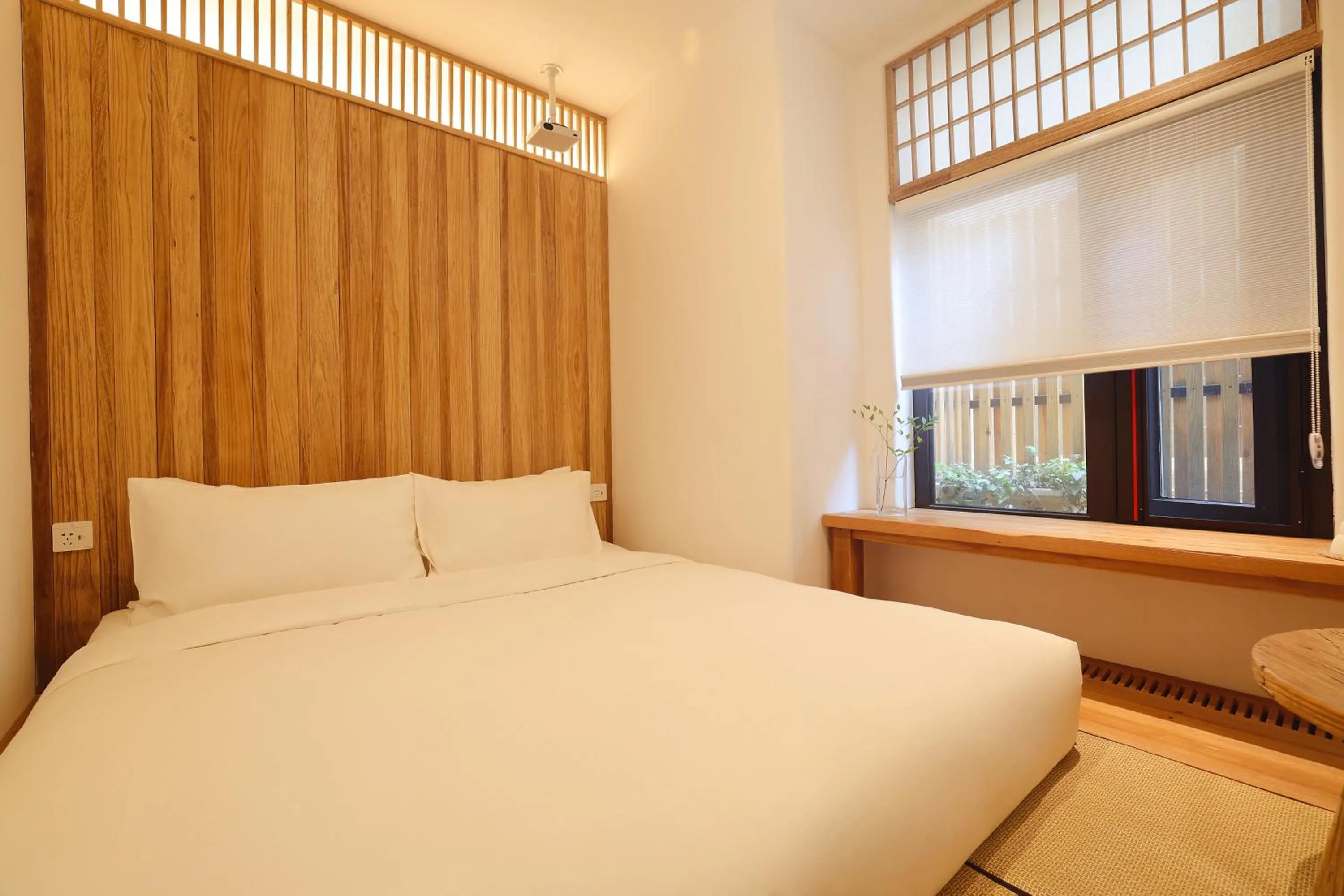 Photo of the whole room, Bed in Hantang Inn Hostel Xi'an