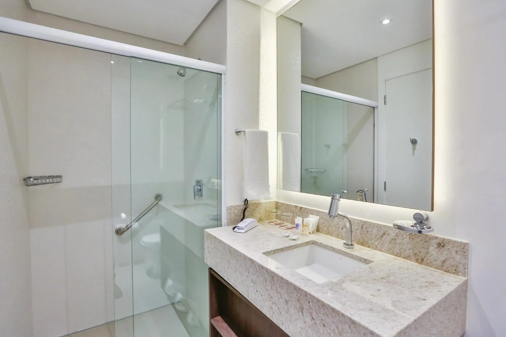 Bathroom in Transamerica Collection Goiania