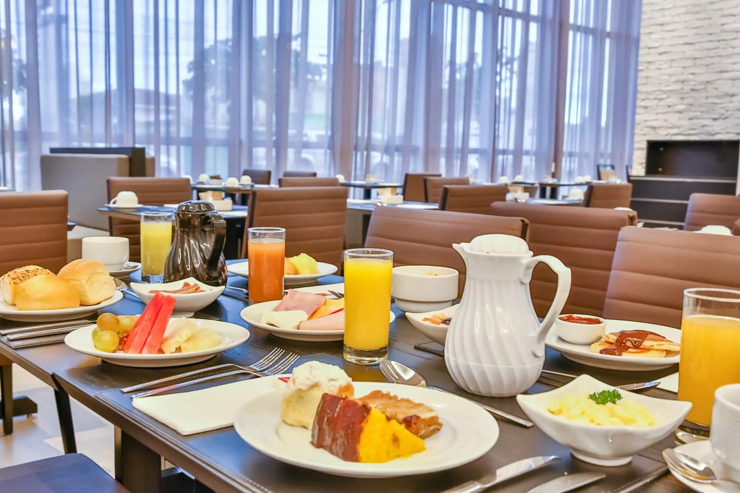 Buffet breakfast in Transamerica Collection Goiania Buffet breakfast in Transamerica Collection Goiania