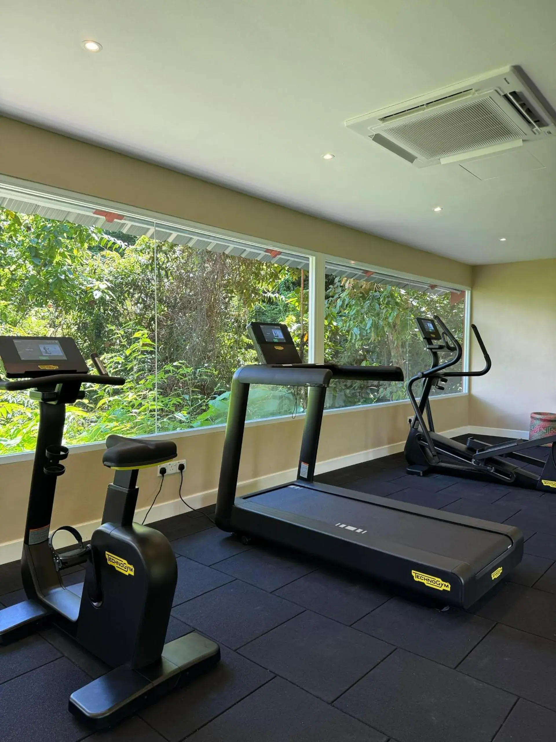 Fitness centre/facilities in Ambong Rainforest Retreat Fitness centre/facilities in Ambong Rainforest Retreat