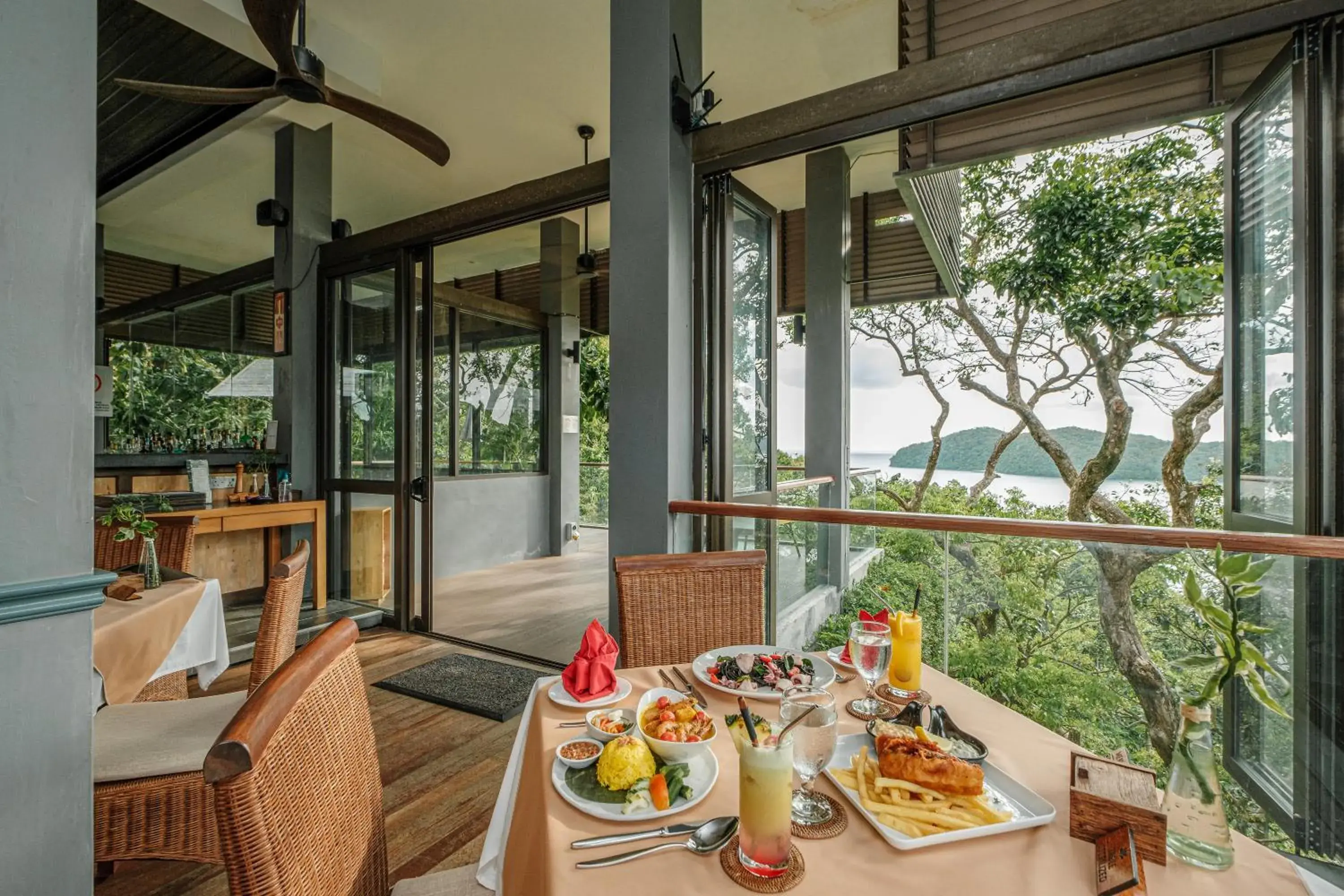 Restaurant/places to eat in Ambong Rainforest Retreat Restaurant/places to eat in Ambong Rainforest Retreat