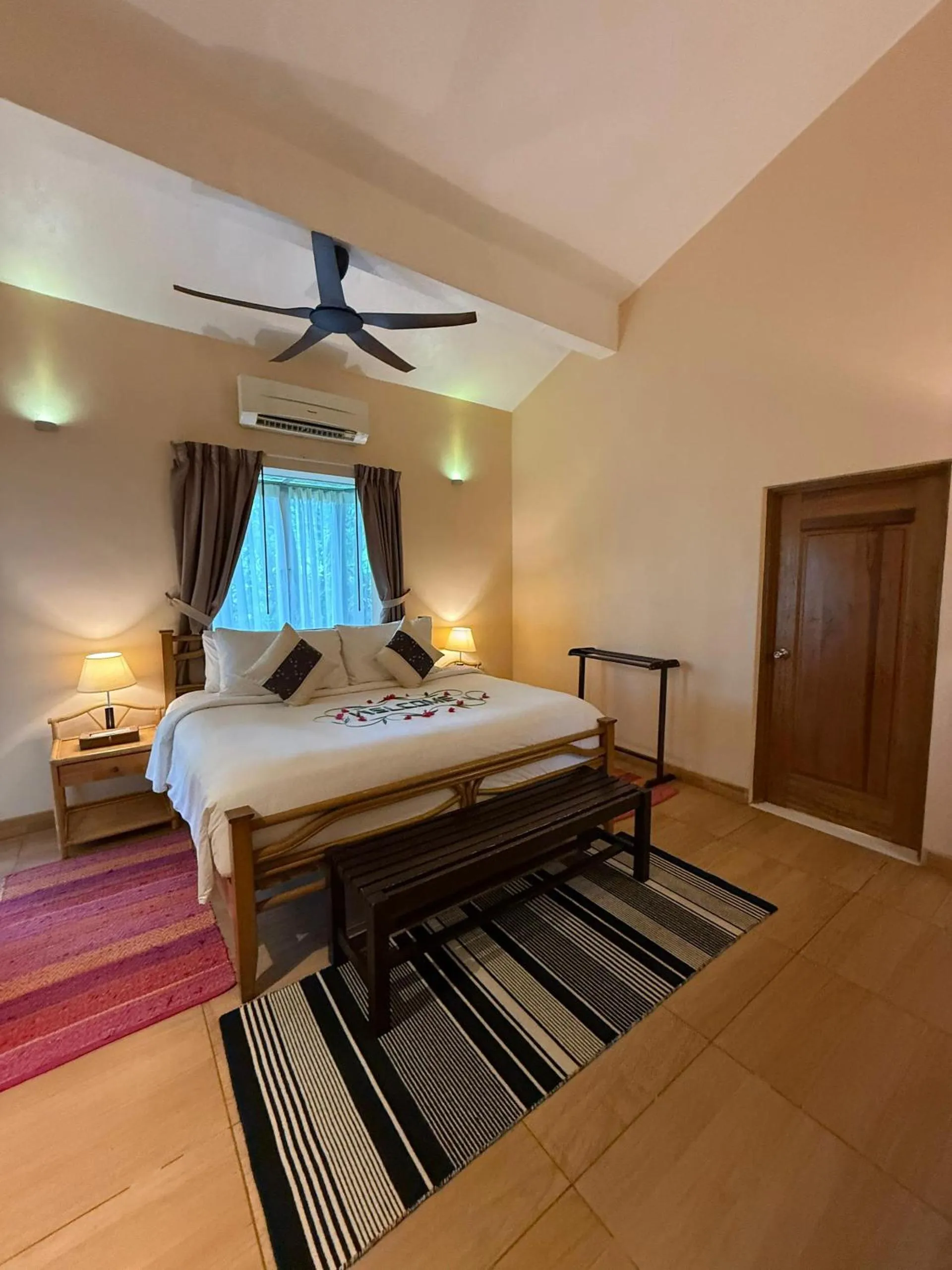 Bedroom, Bed in Ambong Rainforest Retreat