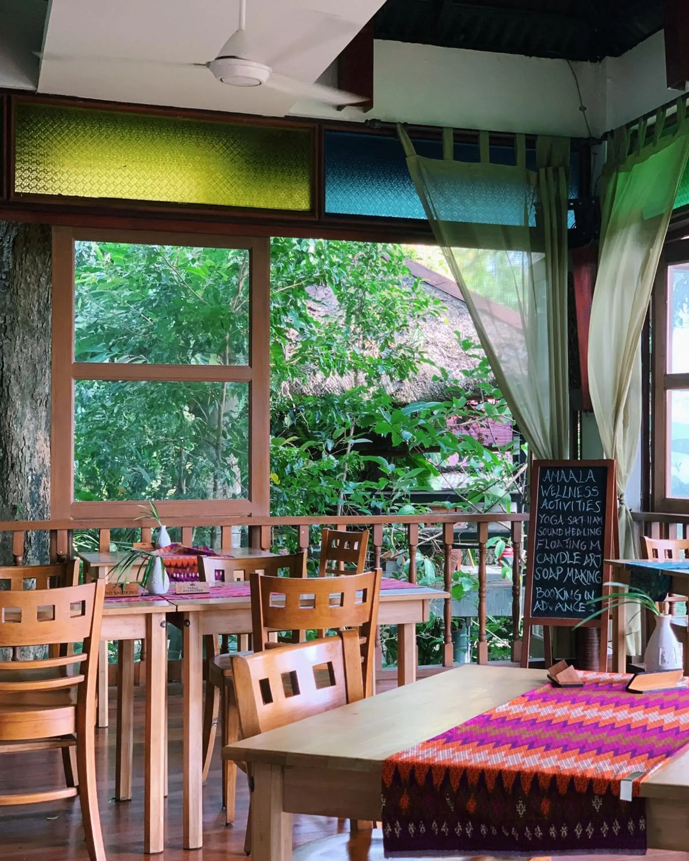 Restaurant/places to eat in Ambong Rainforest Retreat Restaurant/places to eat in Ambong Rainforest Retreat