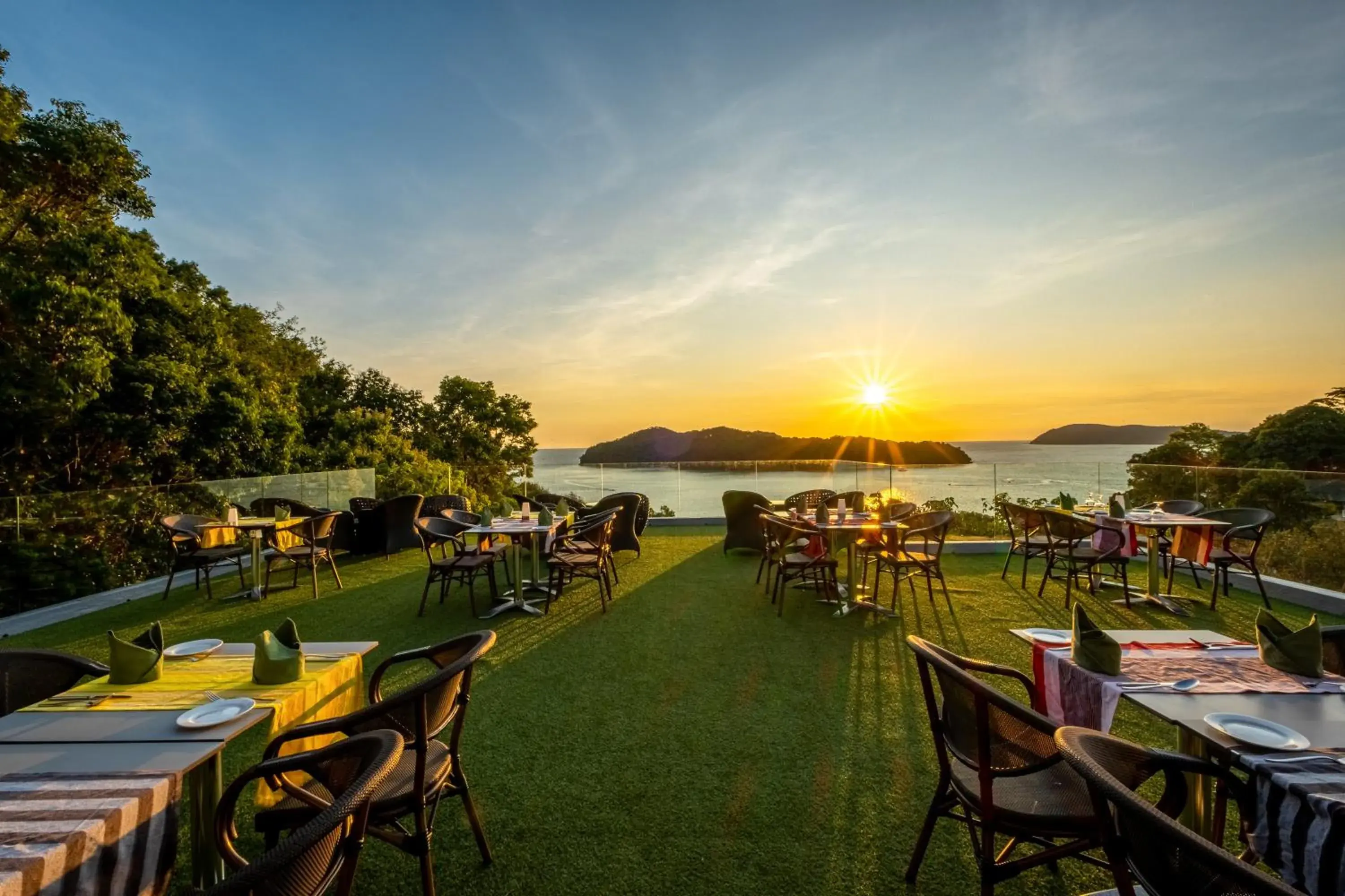 Restaurant/places to eat in Ambong Rainforest Retreat Restaurant/places to eat in Ambong Rainforest Retreat