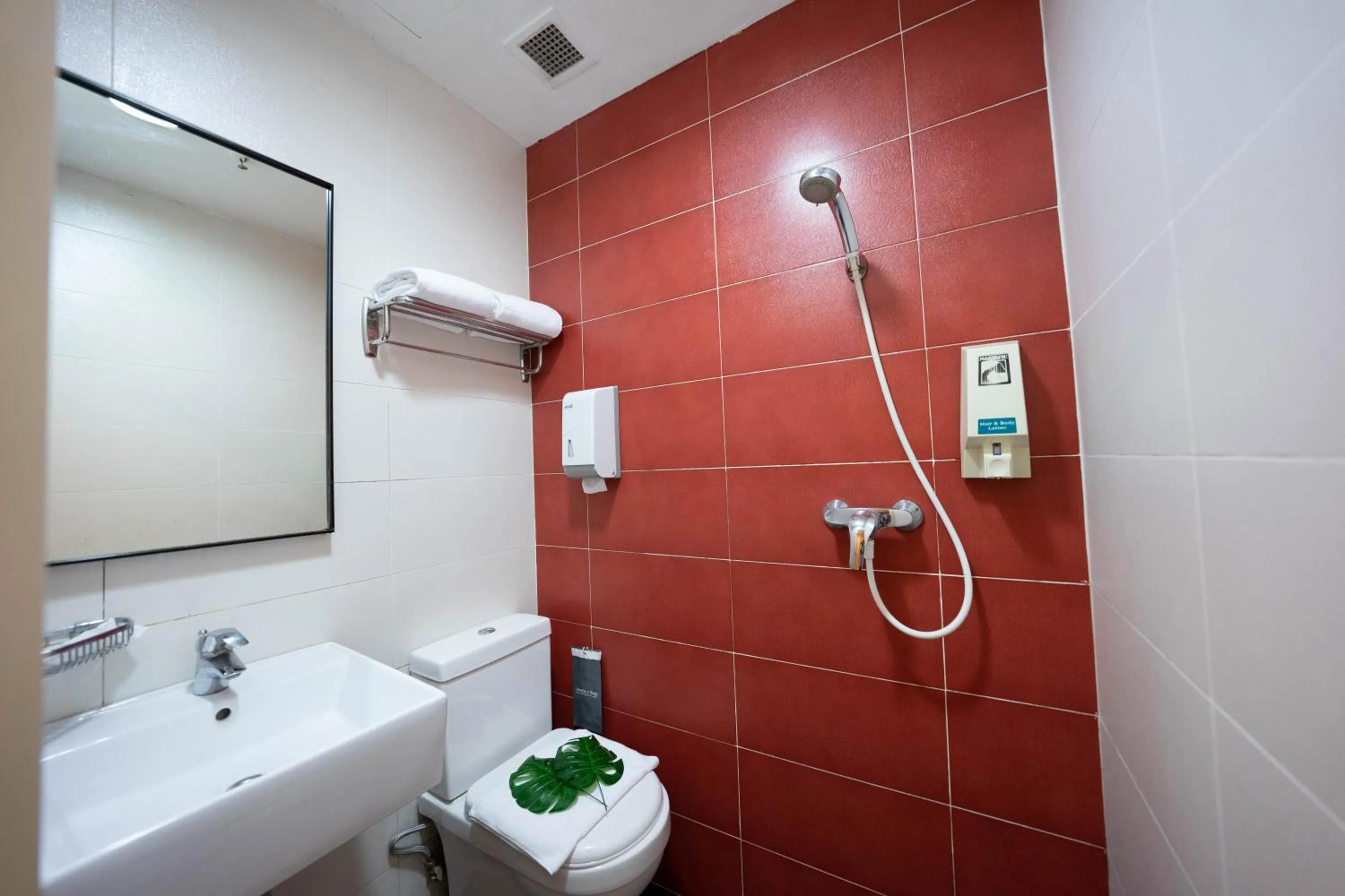 Bathroom in Hotel 81 Heritage