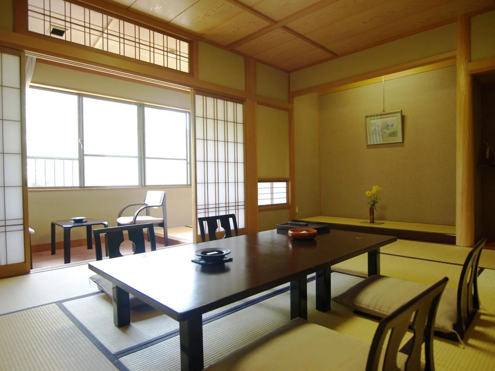 Photo of the whole room in Matsunoi