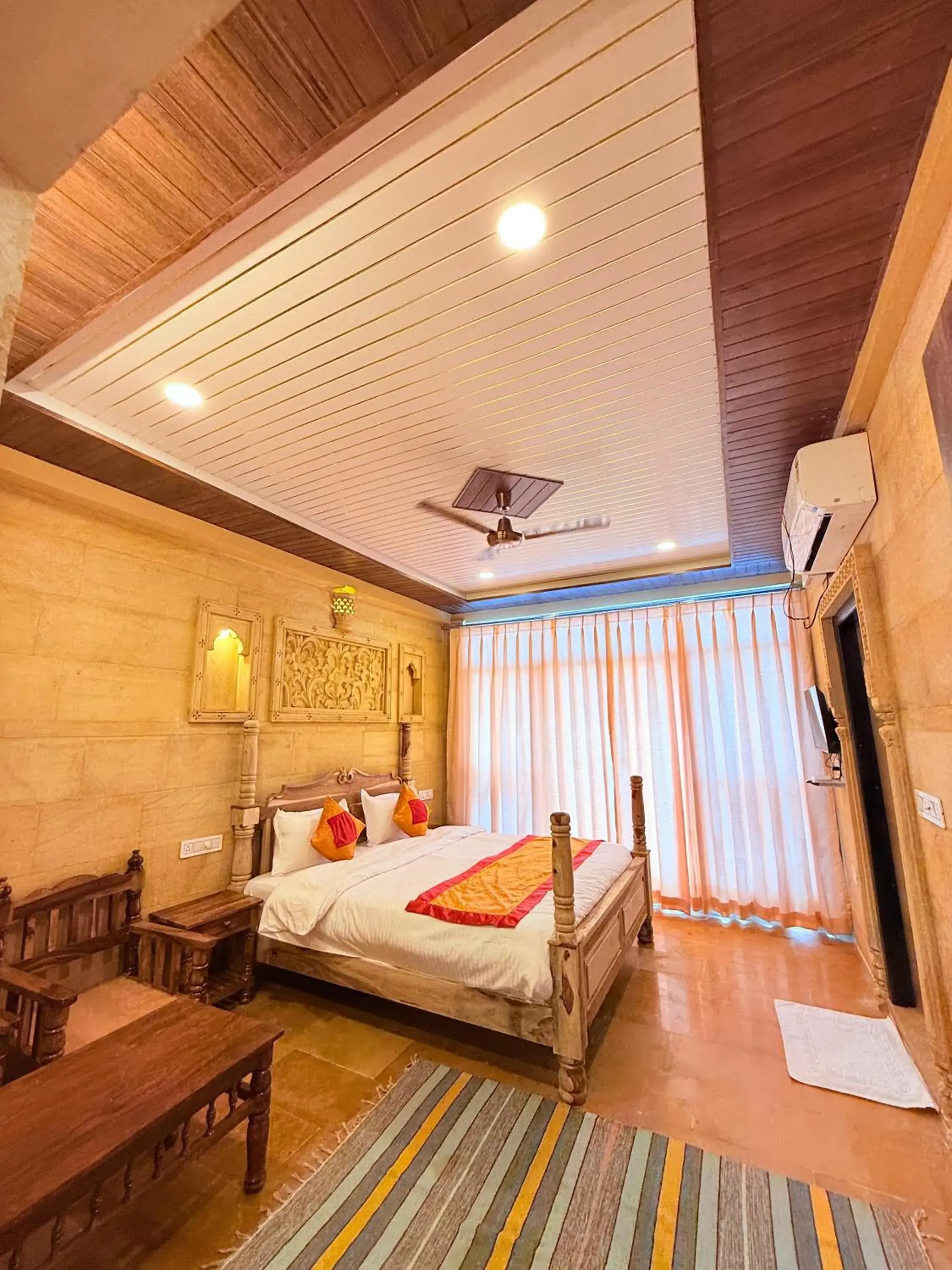 Property building, Bed in Hotel Tokyo Palace Property building, Bed in Hotel Tokyo Palace