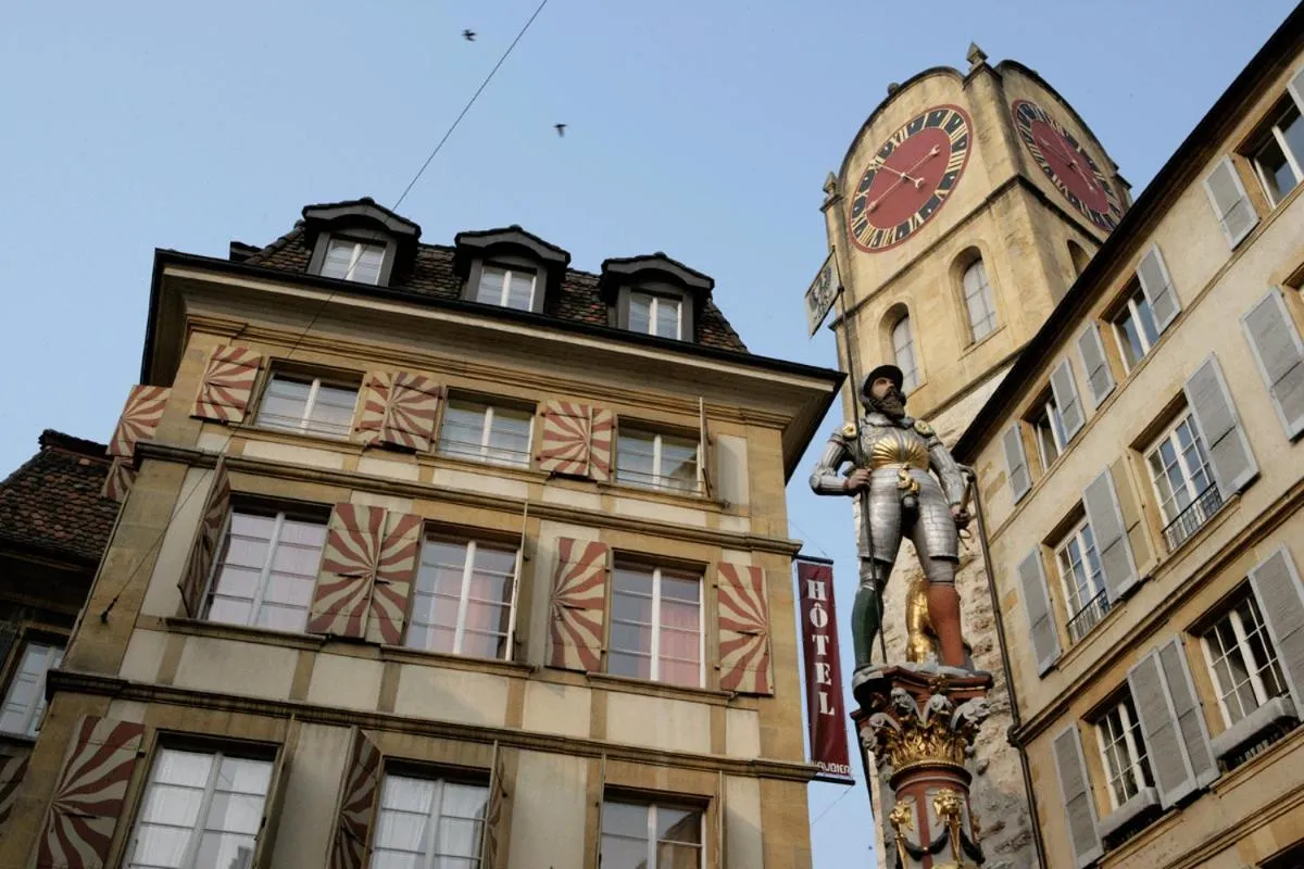 Property building in Le Café-Hôtel de L'Aubier