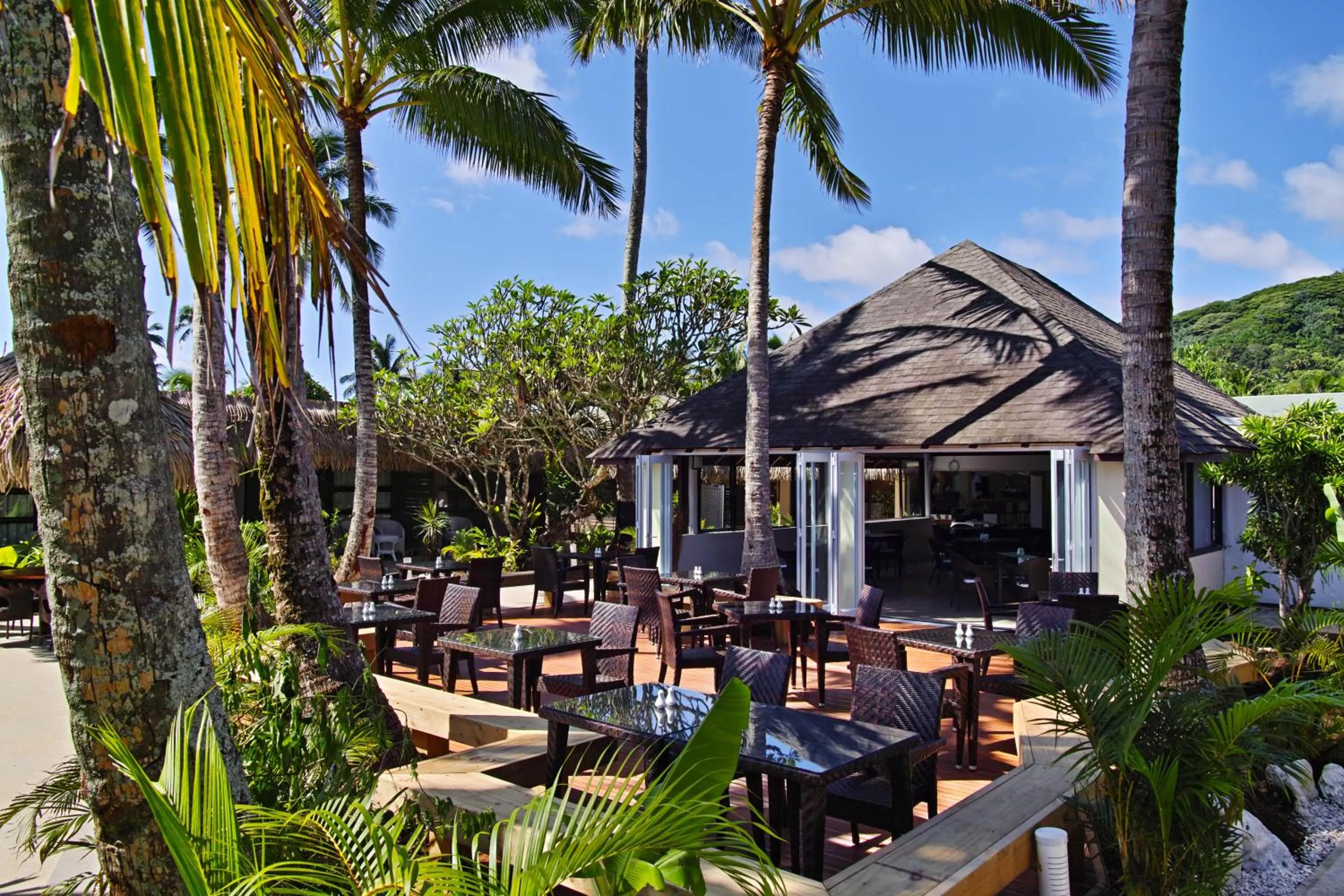 Restaurant/places to eat in Club Raro Resort- Adults Only