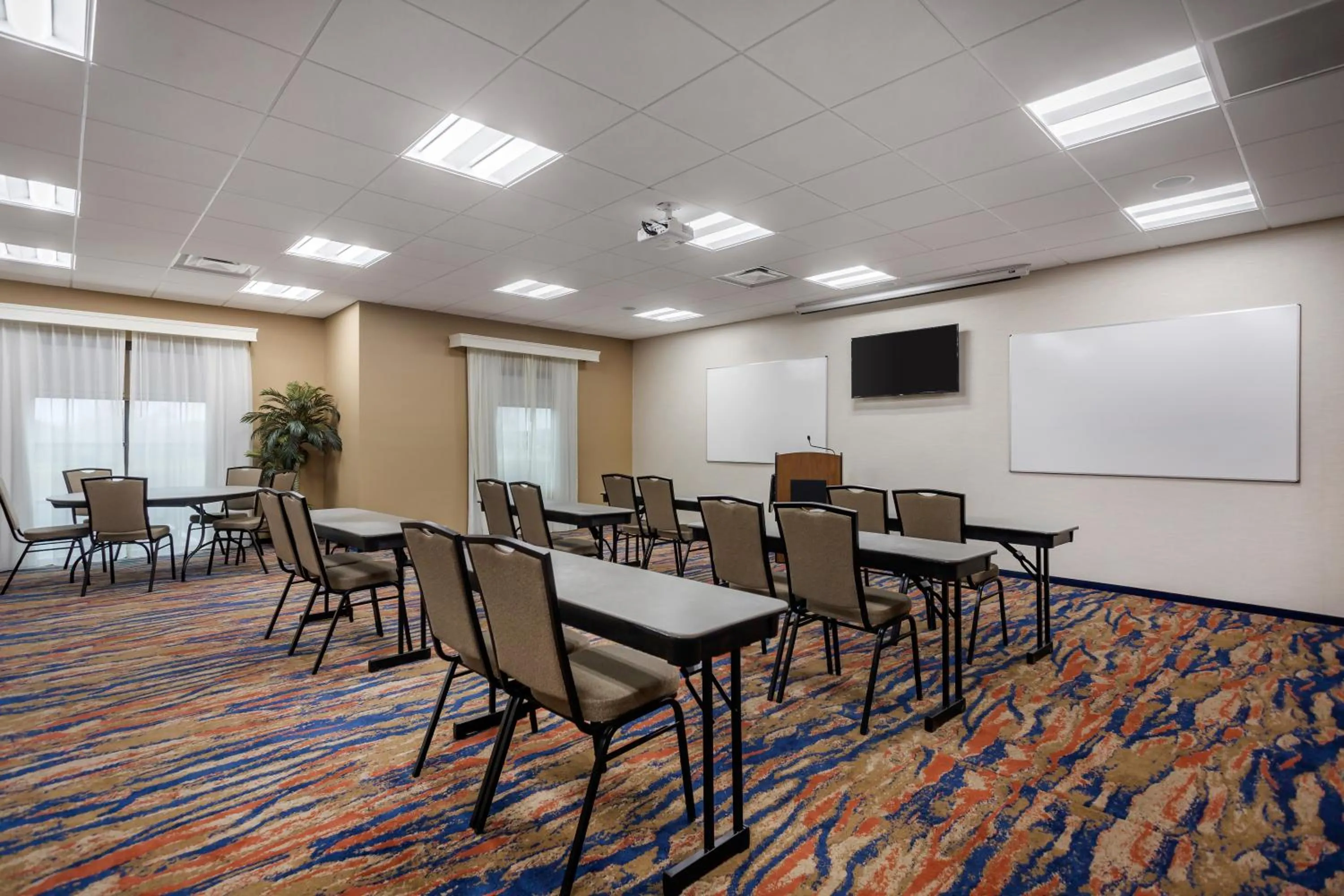 Meeting/conference room in Comfort Suites Bowling Green Southeast