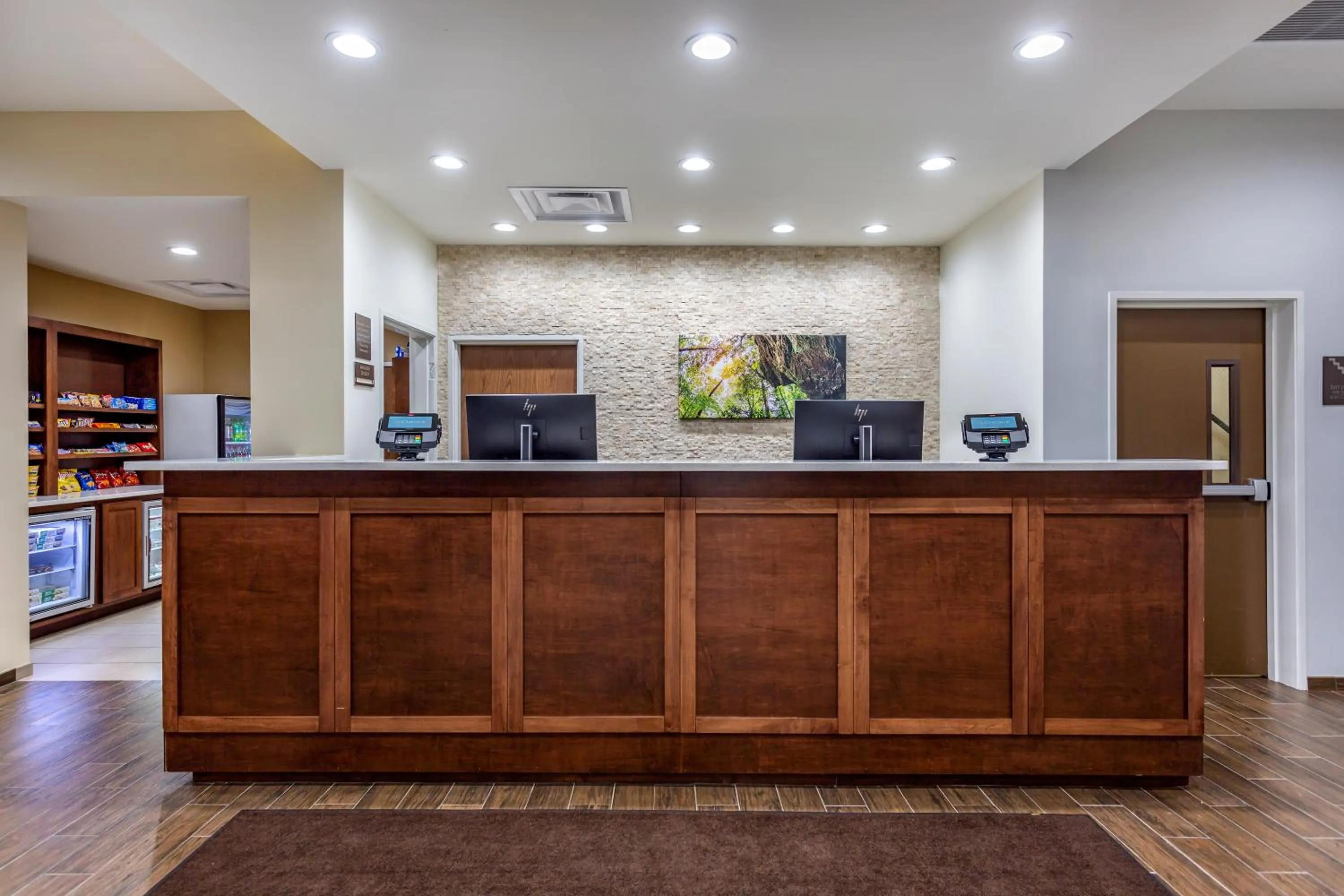 Lobby or reception in Comfort Suites Bowling Green Southeast