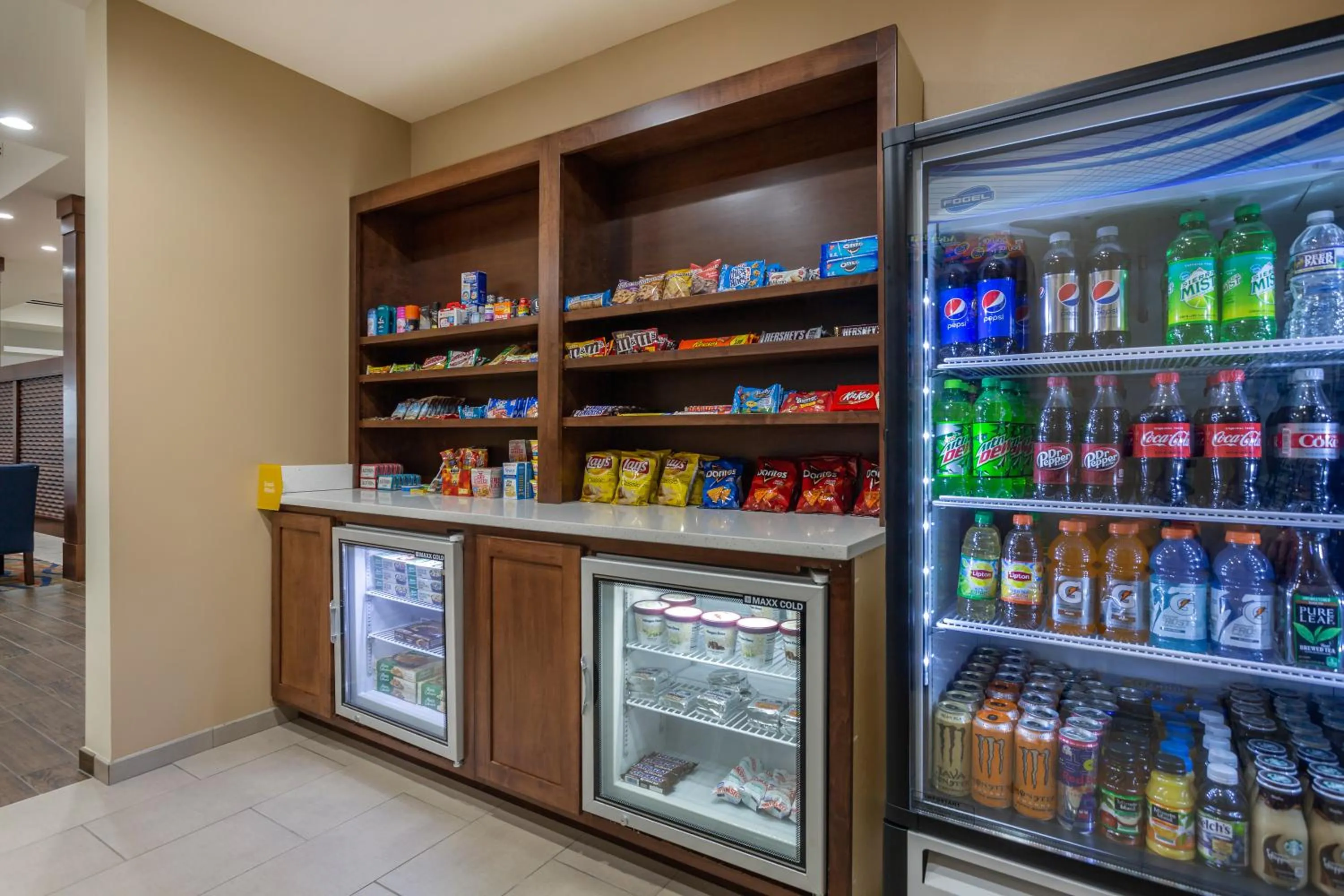 Food and drinks in Comfort Suites Bowling Green Southeast