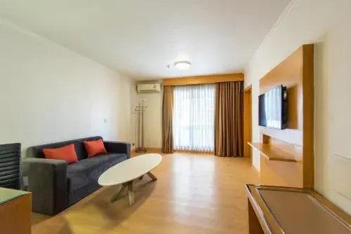 Maple Hotel Maple Hotel