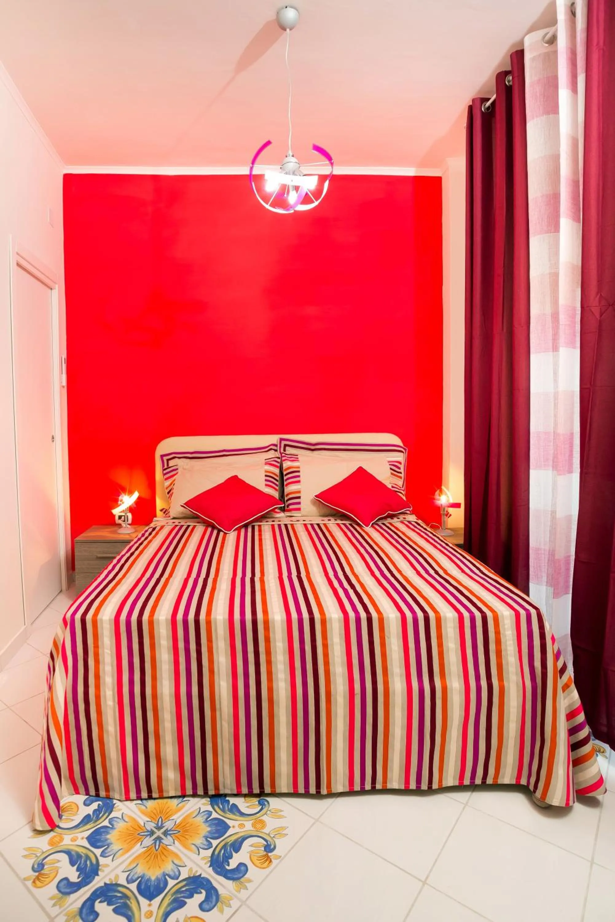 Bed in 'A Regina b&b Cetara