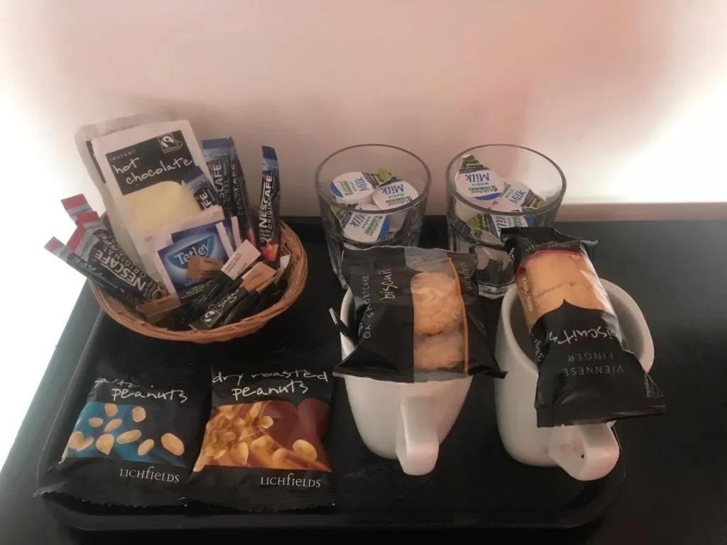 Coffee/tea facilities in Kempfield House