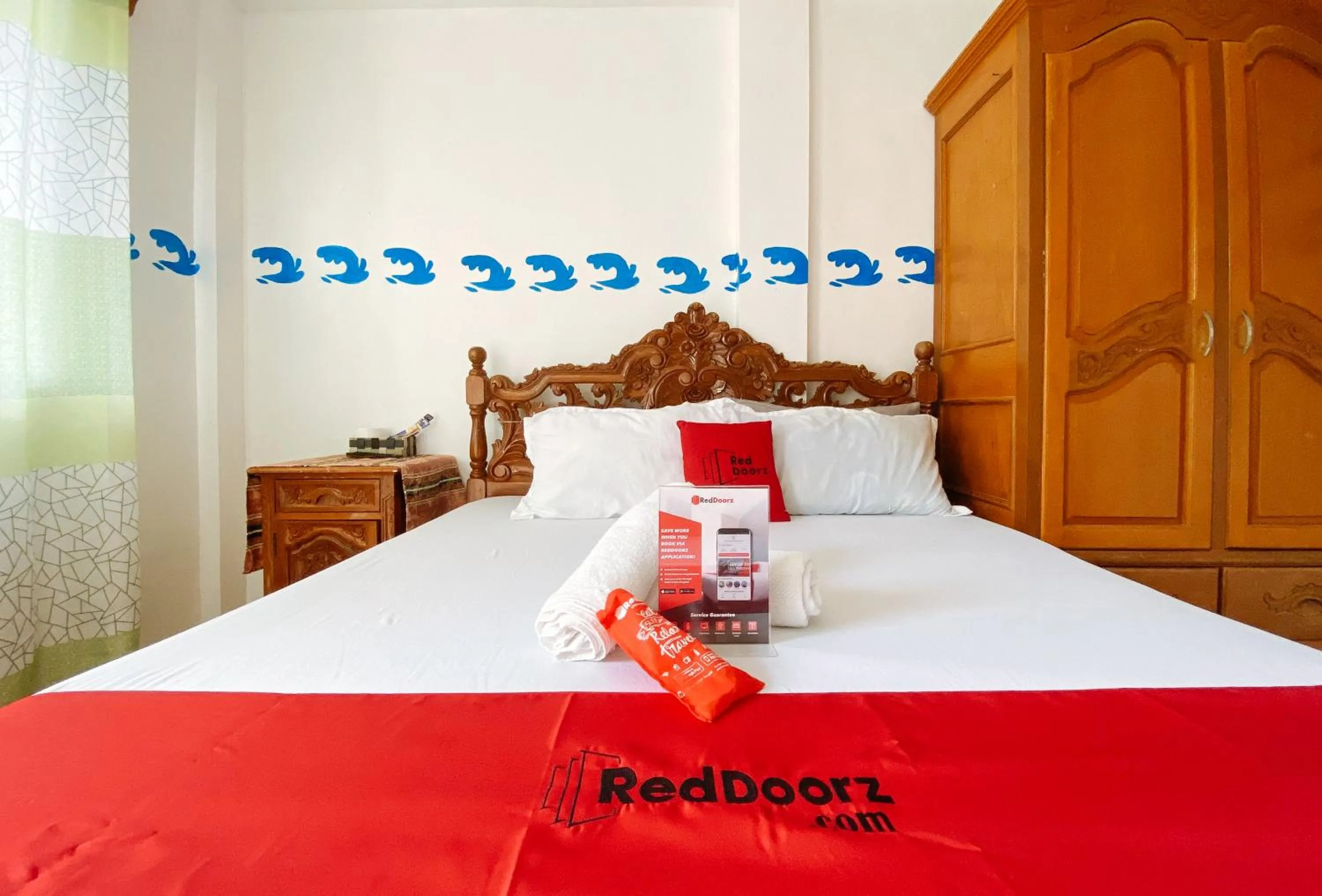 Bed in RedDoorz @ White Castle Beach Resort Iba Zambales